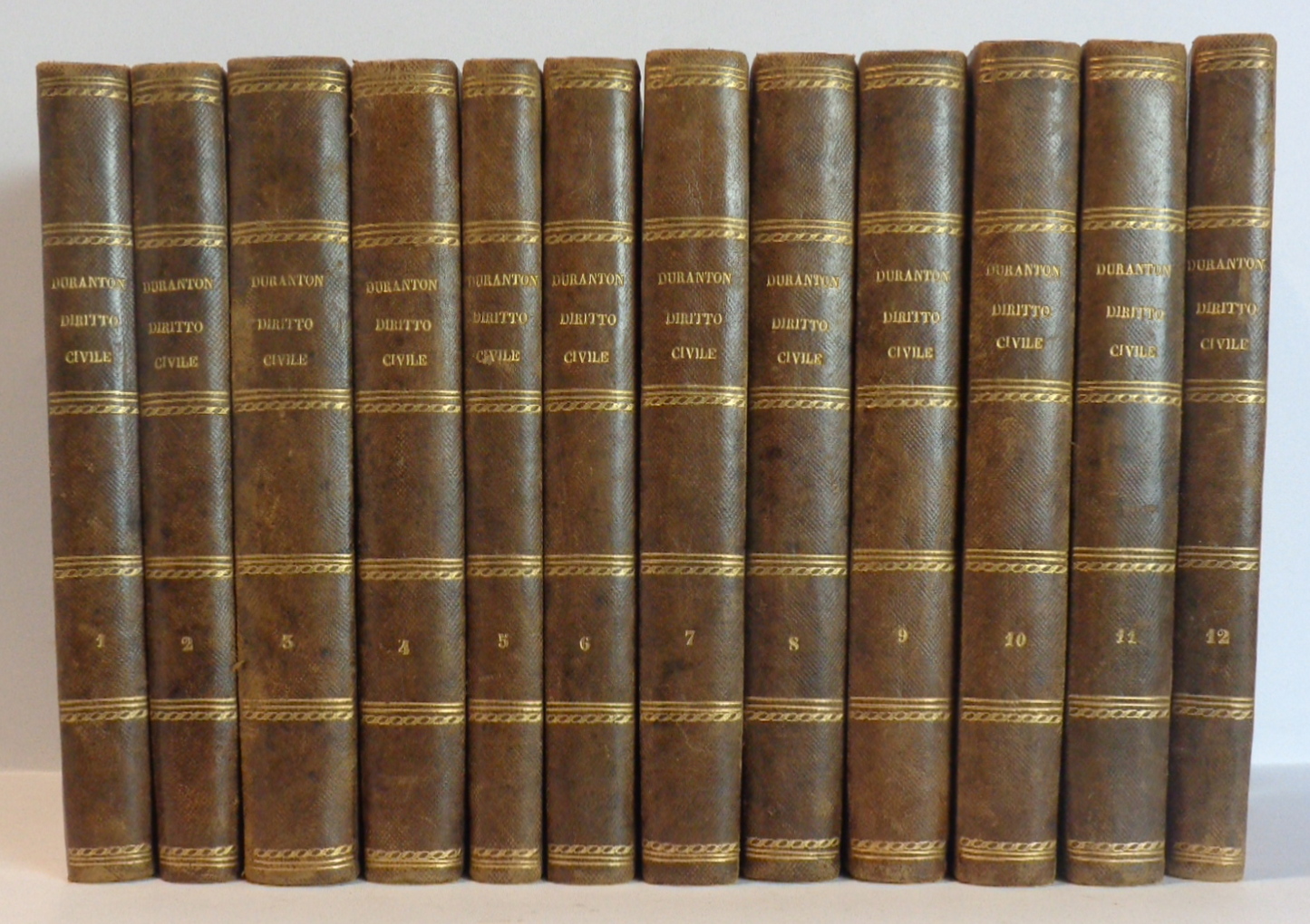 Corso di diritto civile secondo il codice francese. (12 volumi, …
