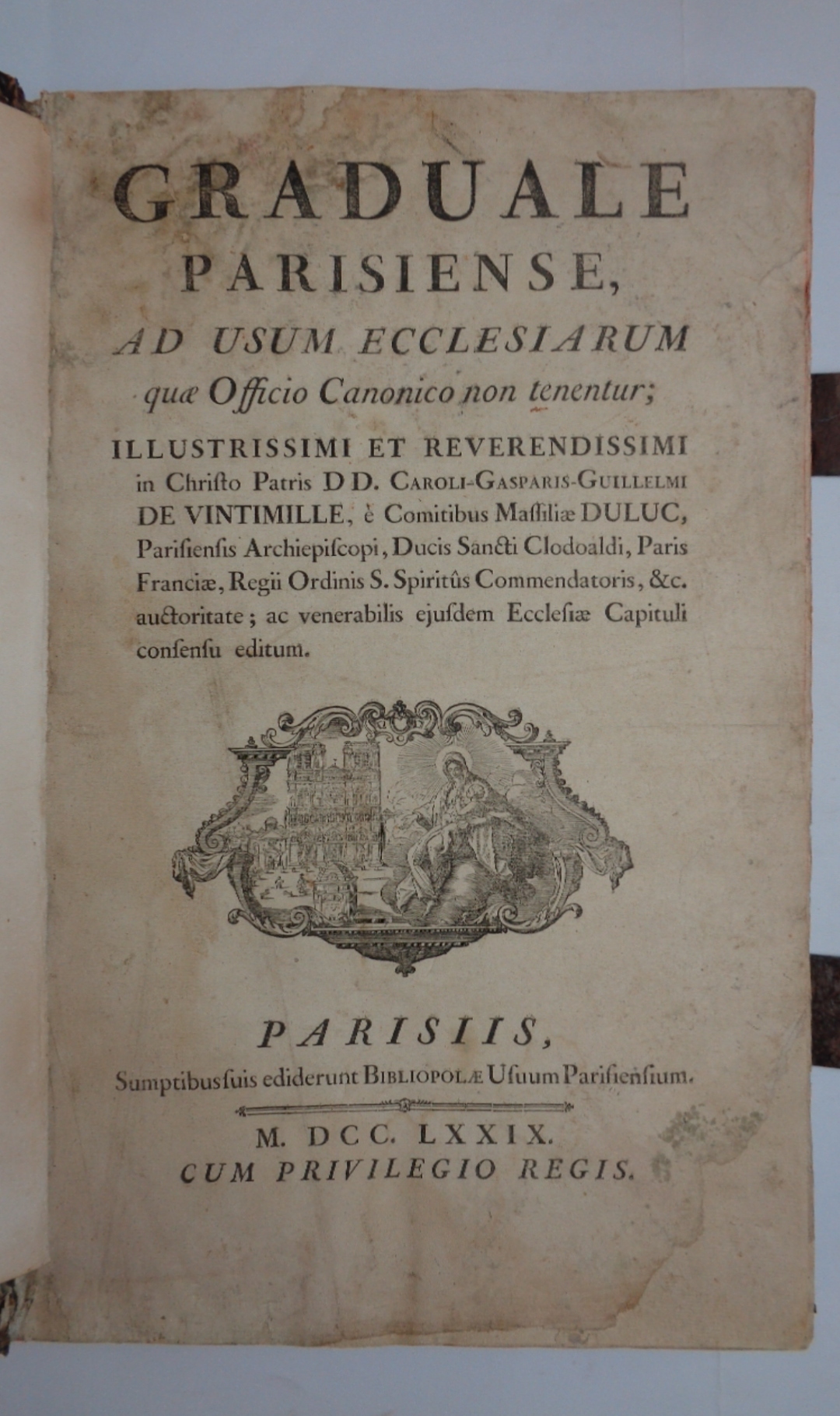 GRADUALE PARISIENSE ad usum ecclesiarum quae Officio Canonico non tenentur.