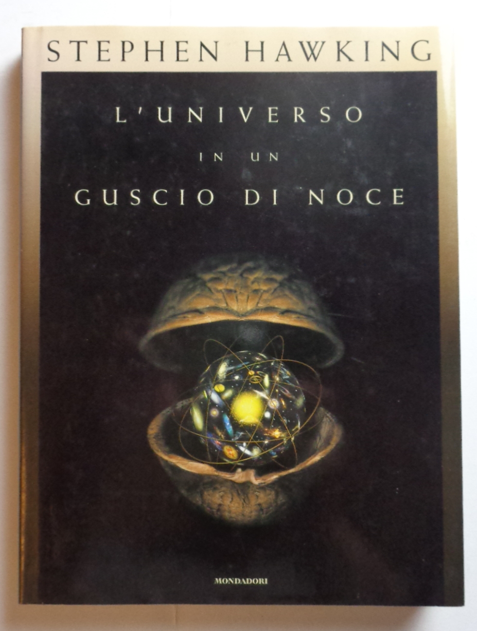 L'UNIVERSO IN UN GUSCIO DI NOCE.