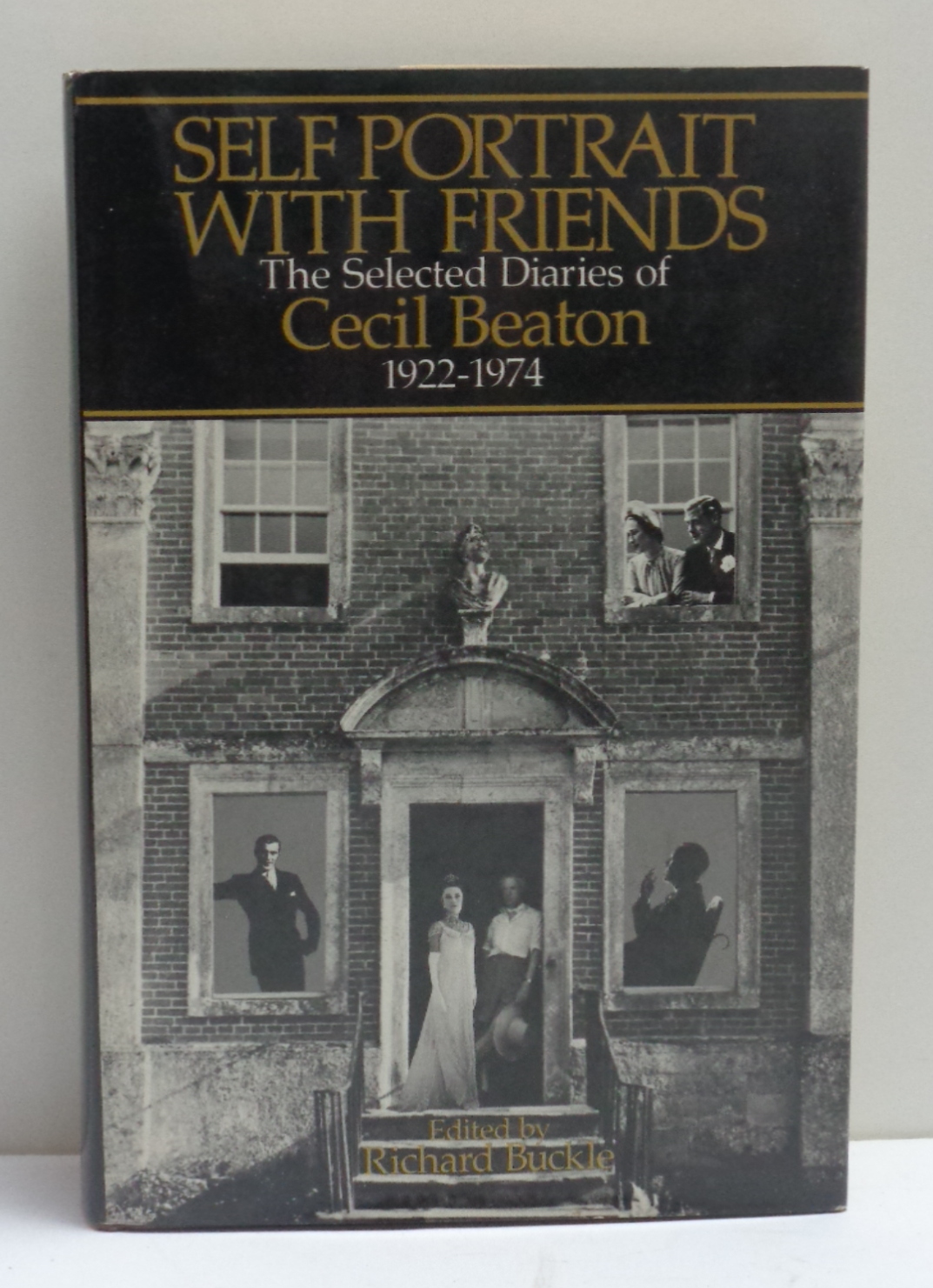 SELF PORTRAIT WITH FRIENDS. The Selected Diaries of Cecil Beaton …