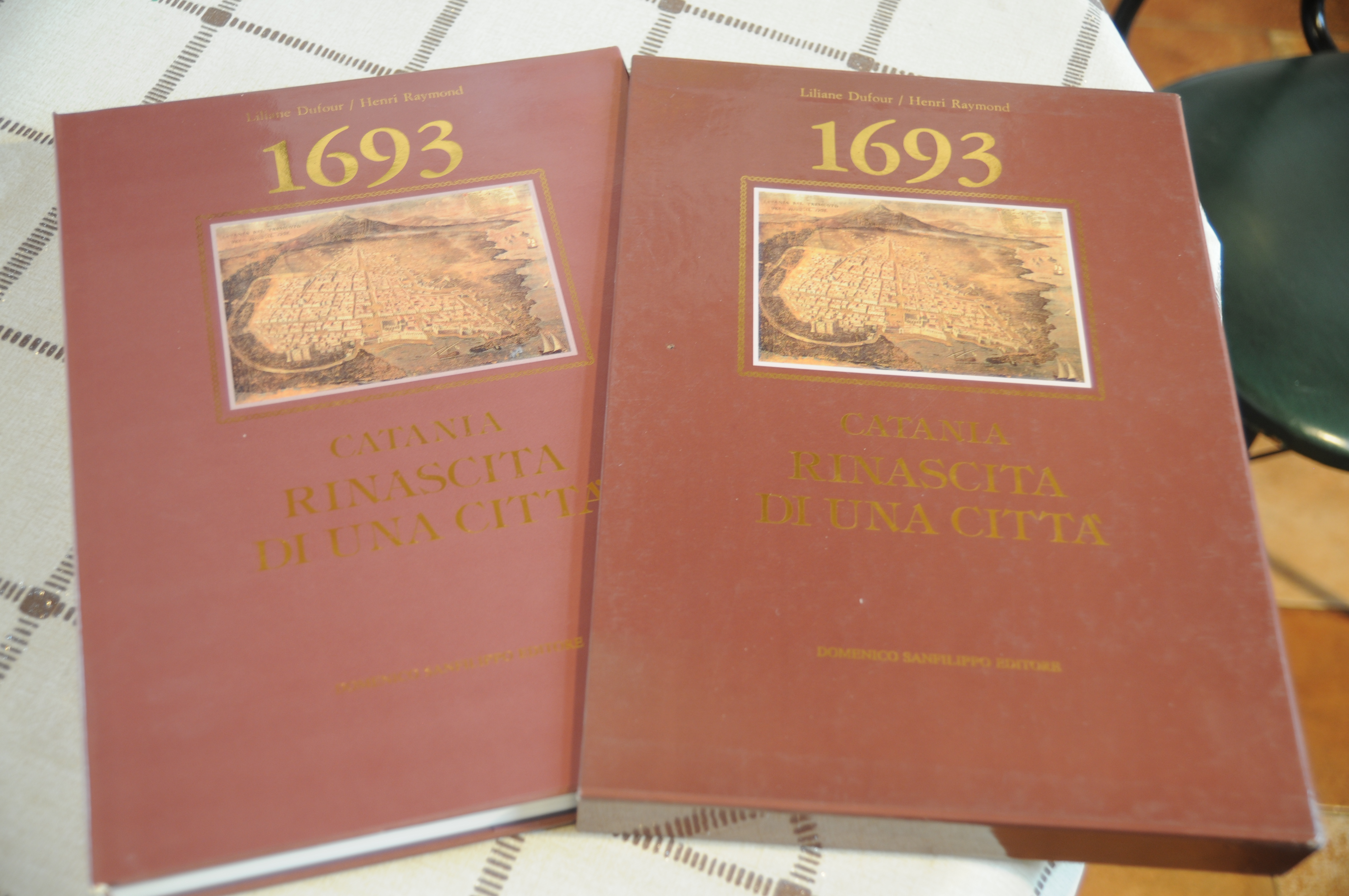 1693 catania rinascita di una città citta' NUOVISSIMO con cofanetto