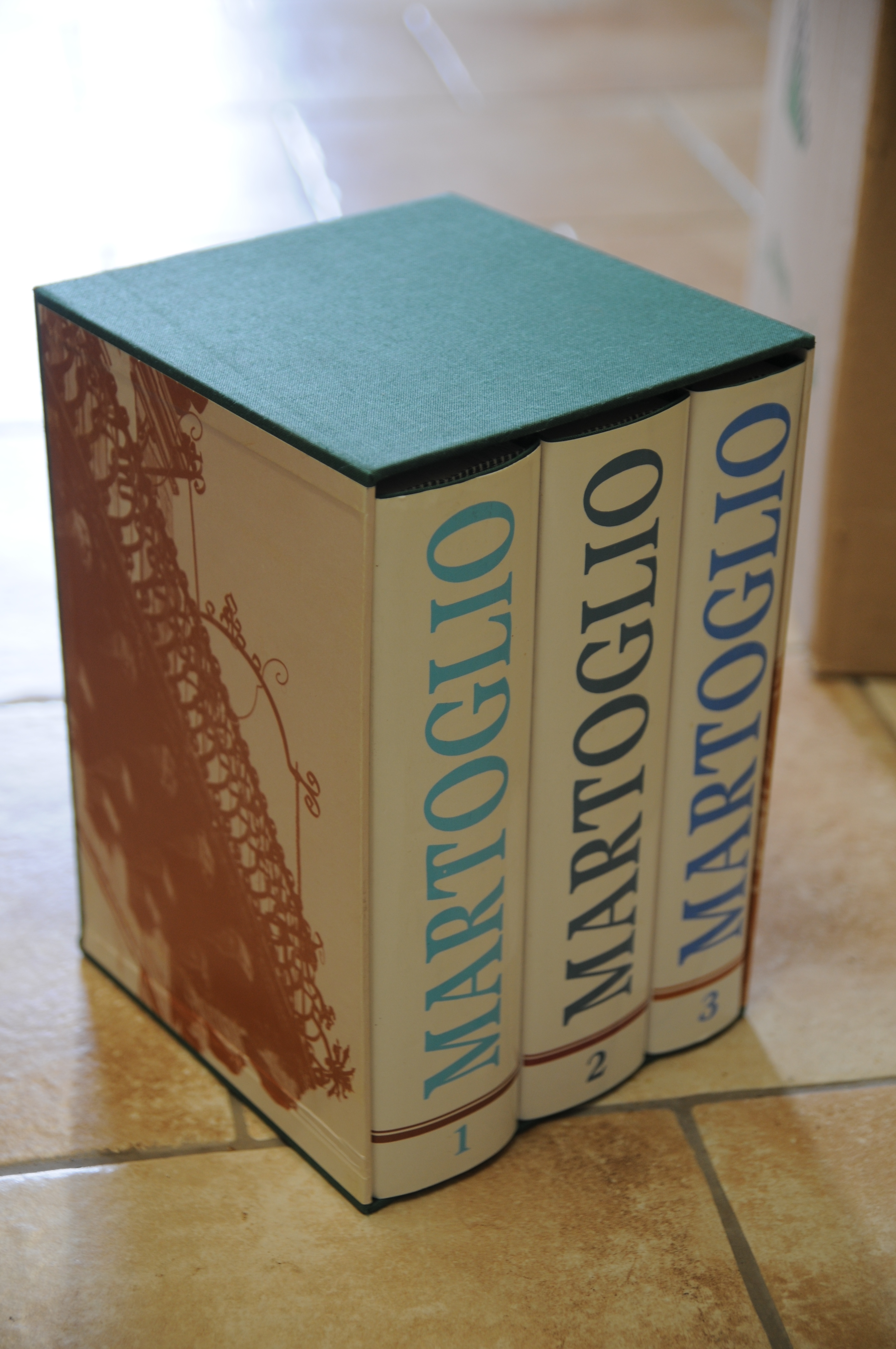 3 voll. in cofanetto nuovissimi