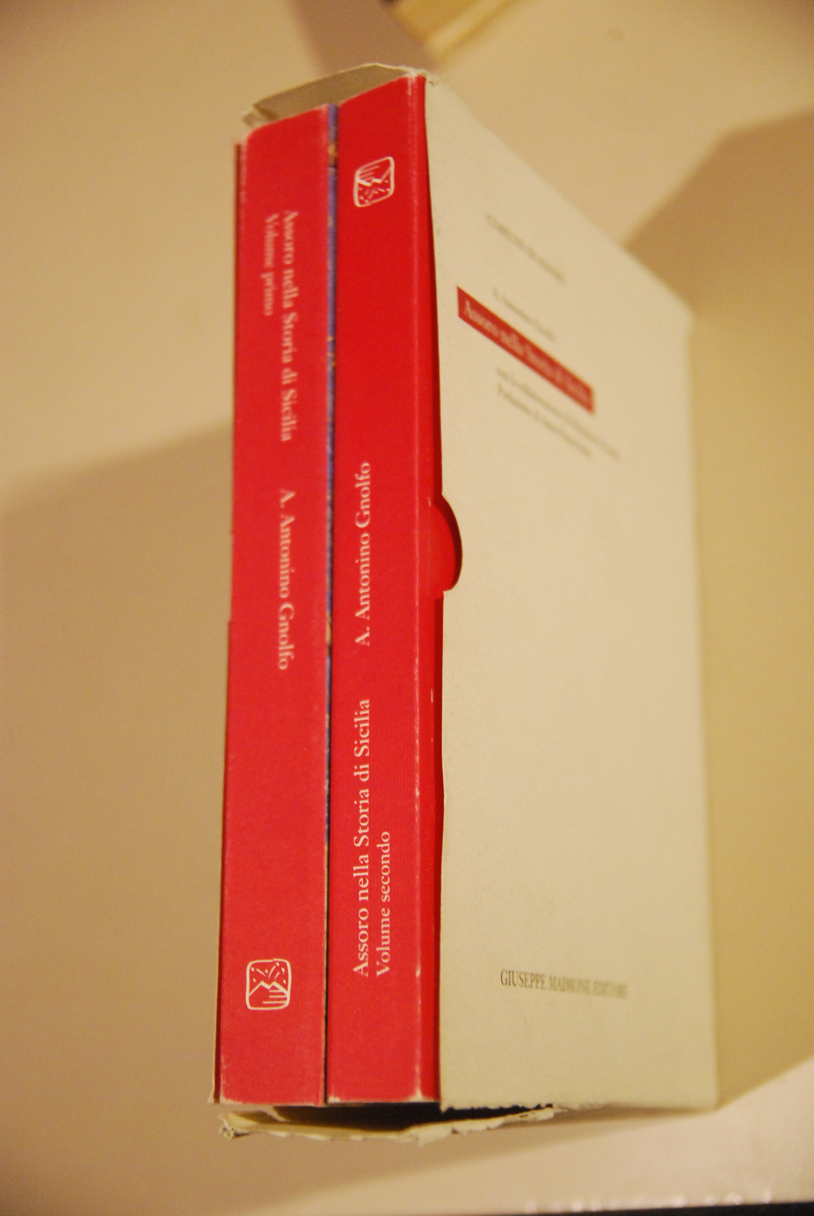 assoro nella storia di sicilia 2 voll. con cofanetto