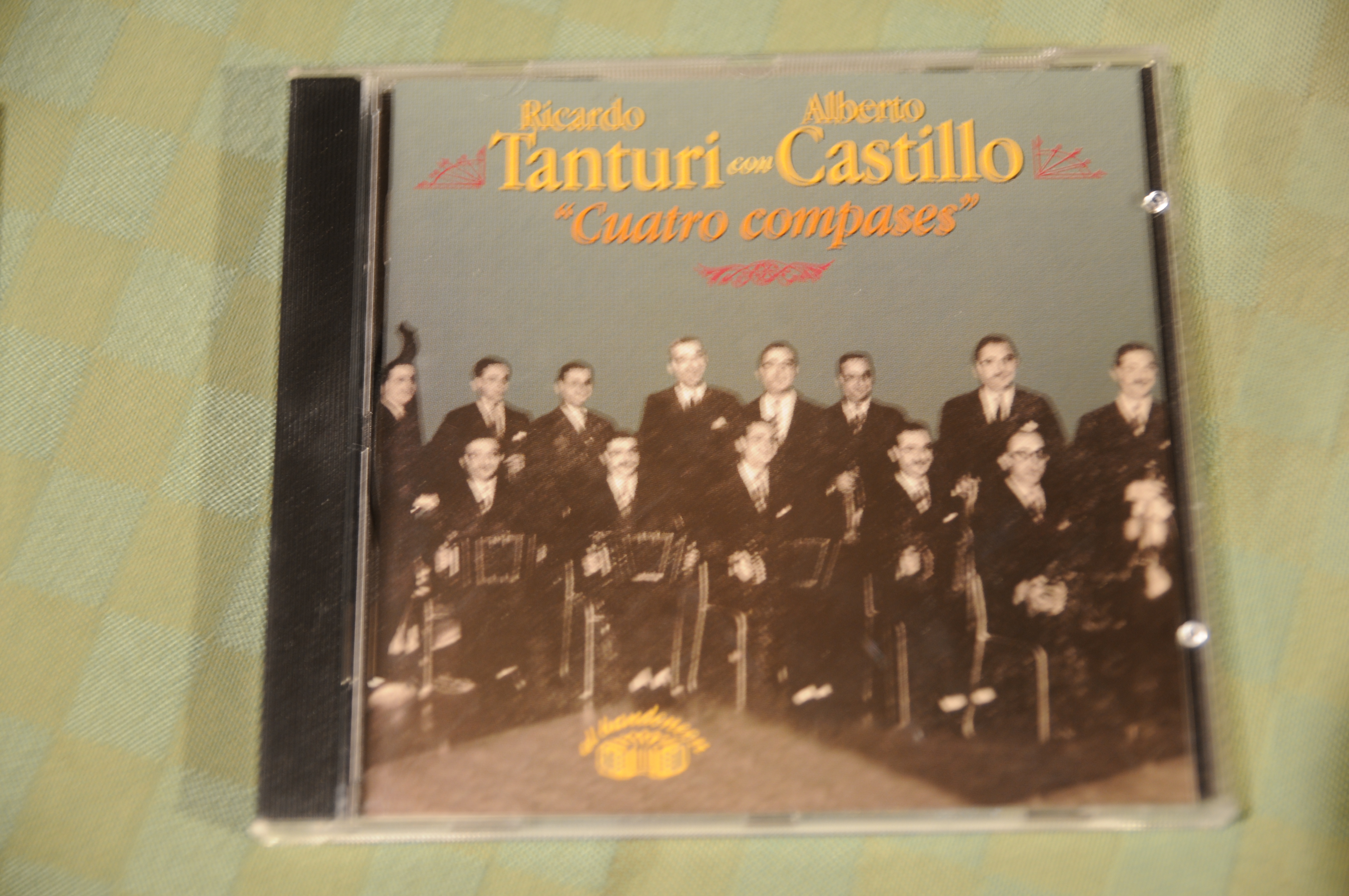 cd cuatro compases nuovo mai usato