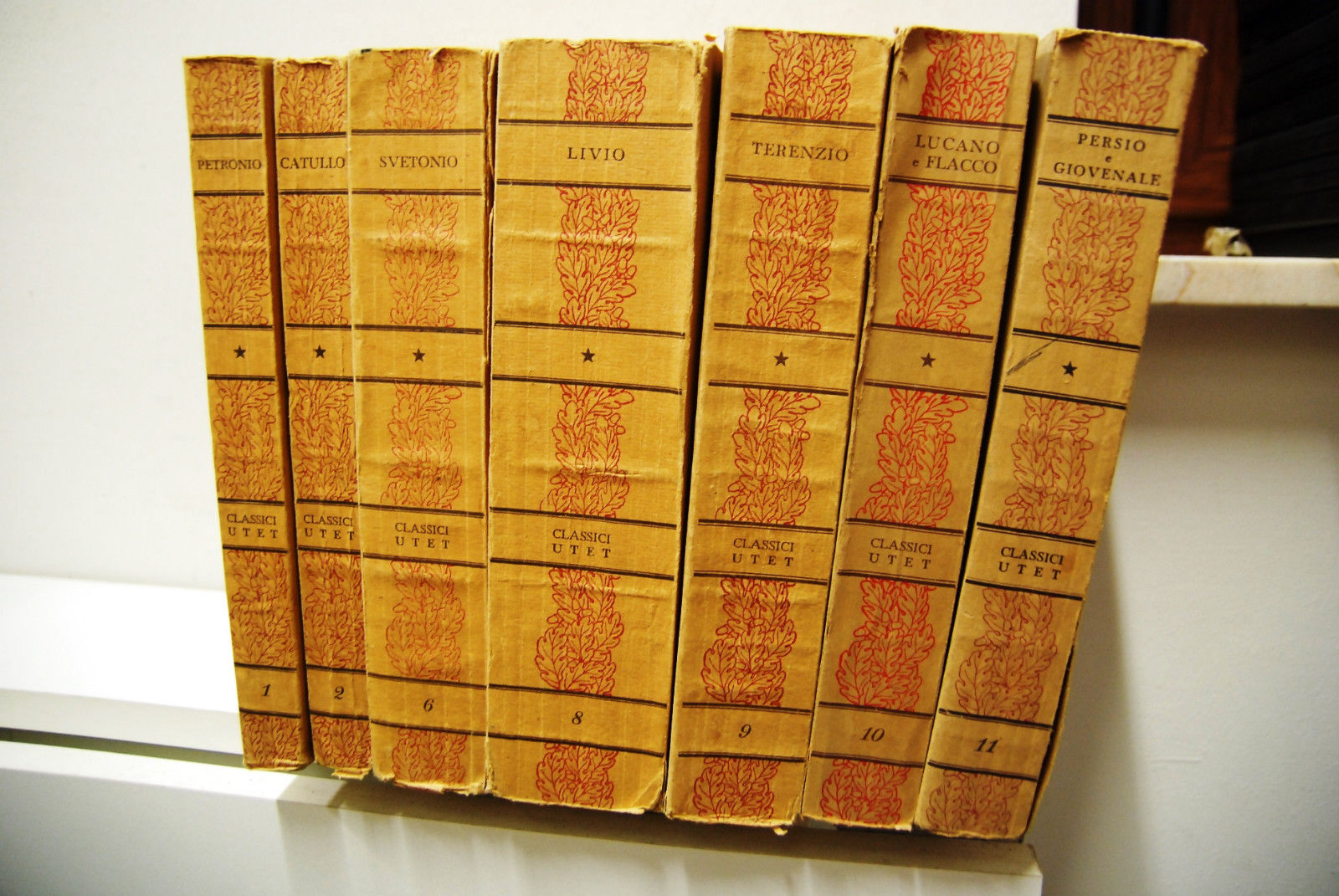 classici utet petronio catullo svetonio livio terenzio lucano flacco persio …