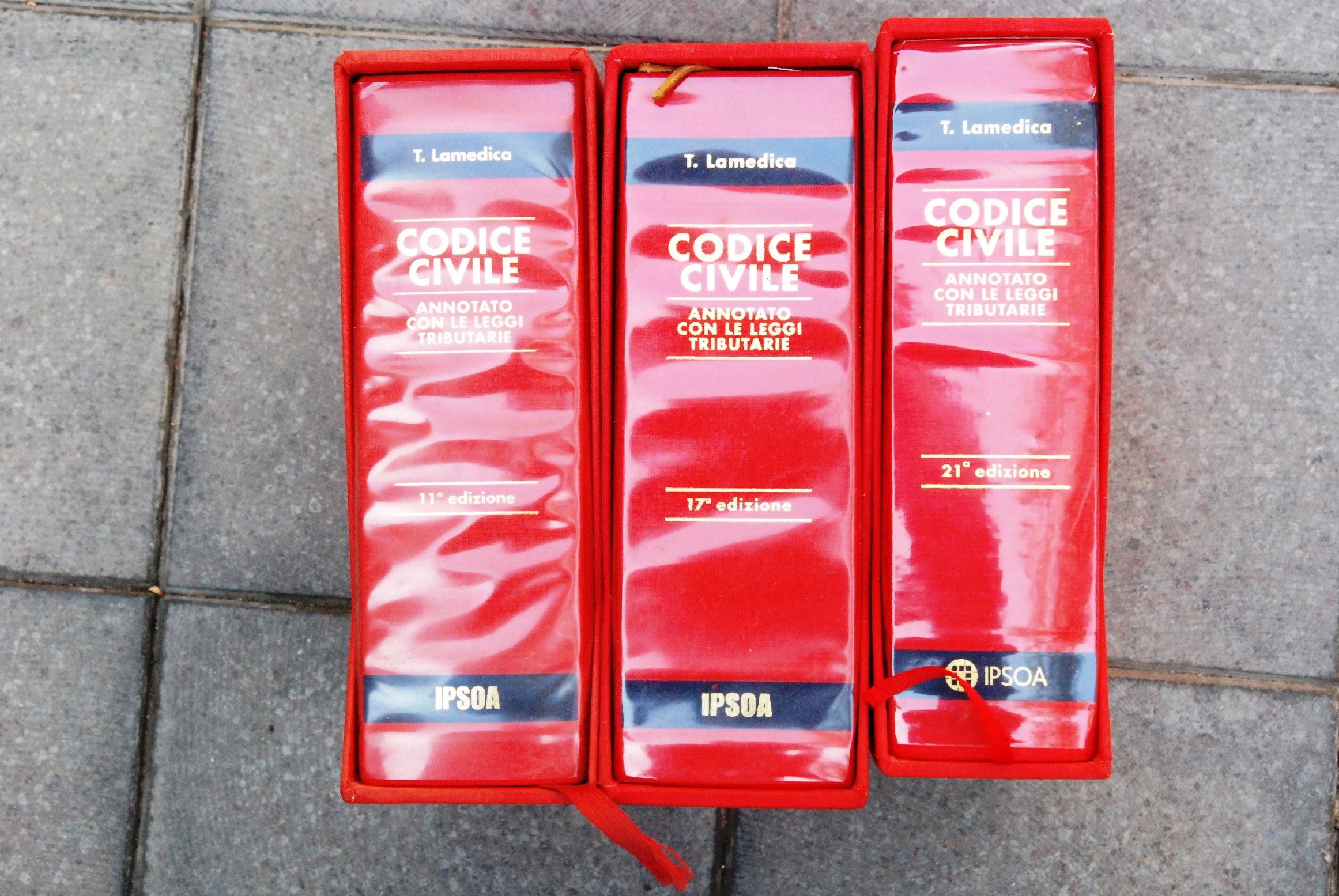 codice civile annotato con le leggi tributarie edizioni 11, 17, …