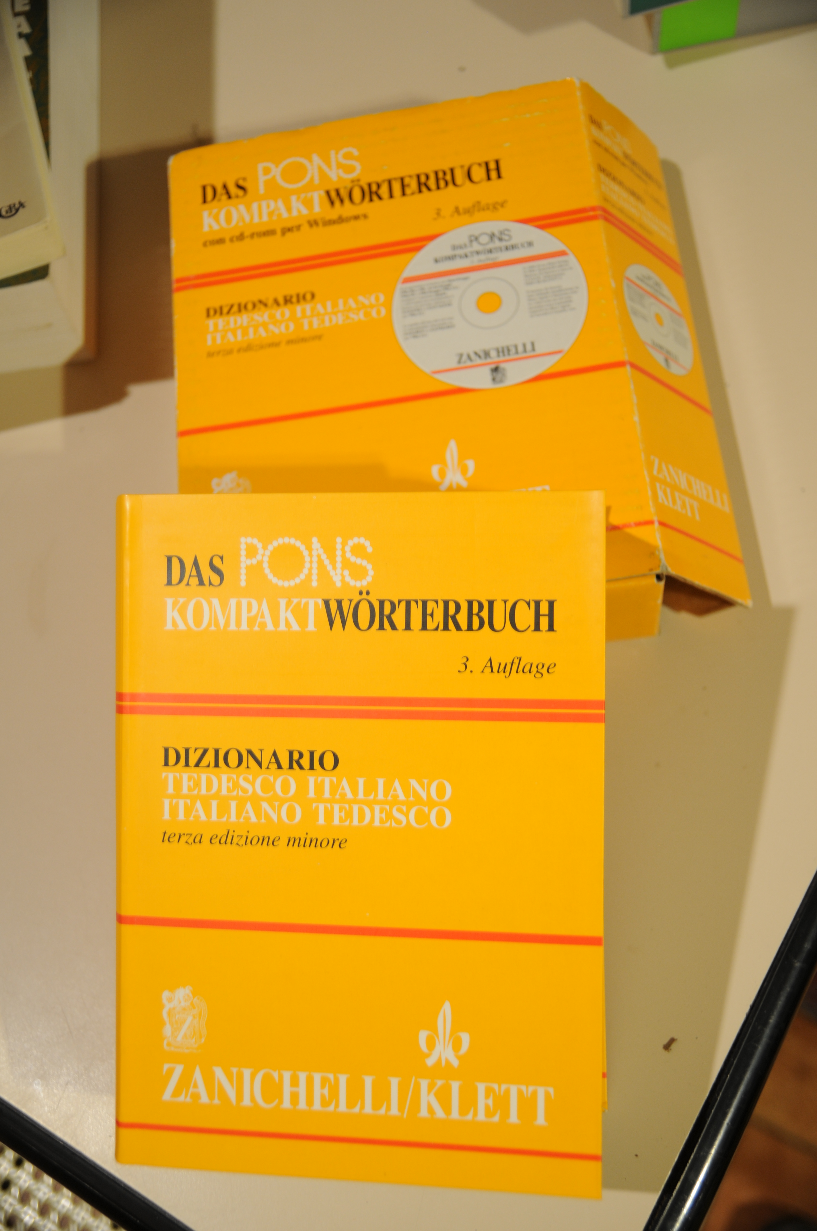 das pons kompakt worterbuch NUOVISSIMO con CD ROM