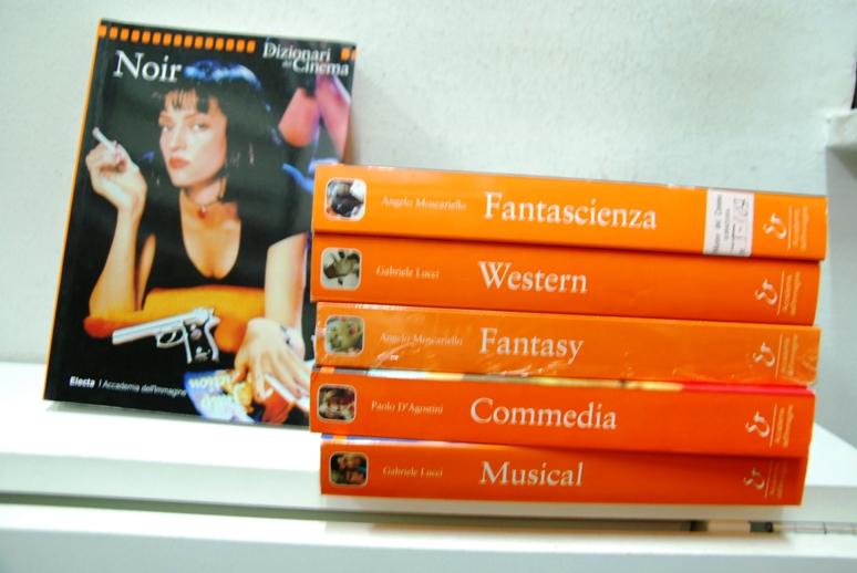 Dizionari del cinema, noir fantasy commedia 3 volumi, cedo anche …