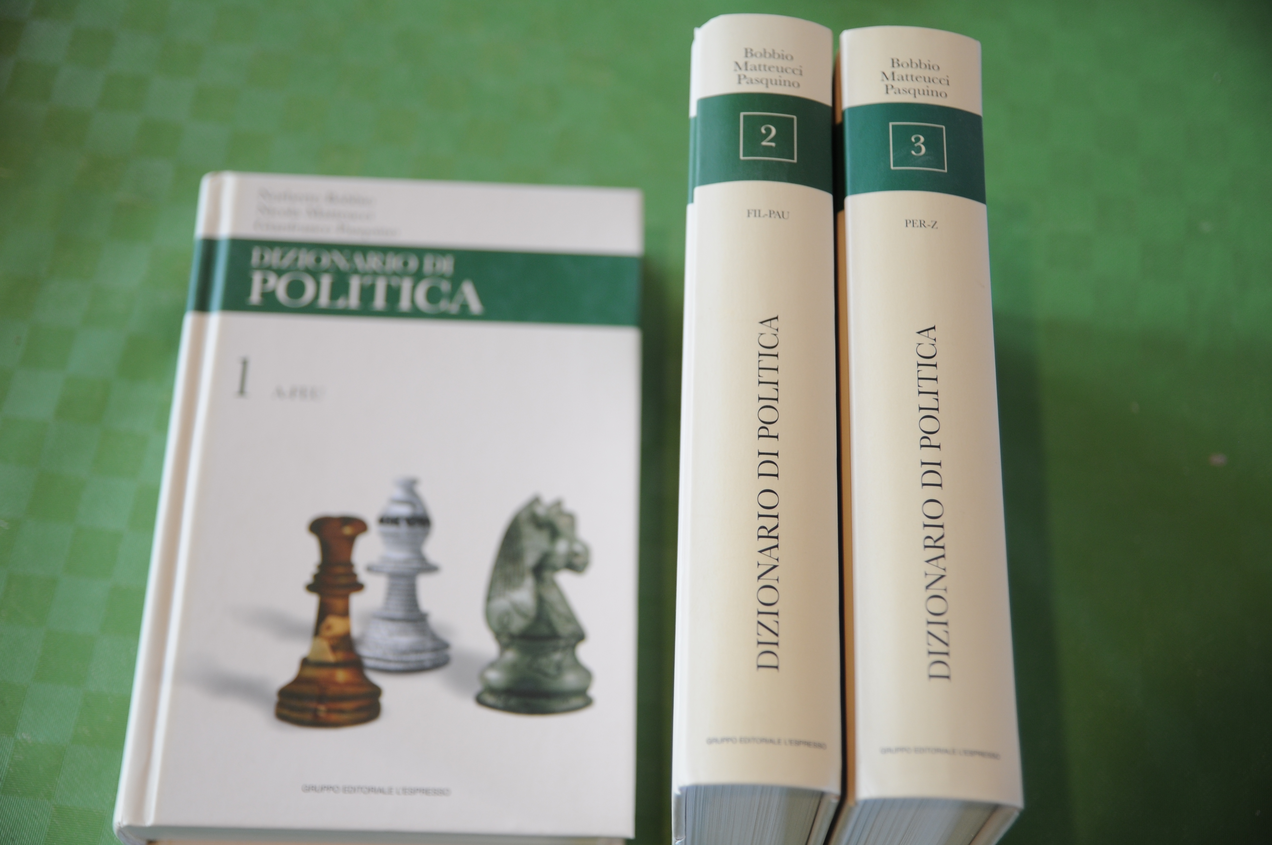 DIZIONARIO di politica 3 voll. opera cpl. NUOVISSIMI