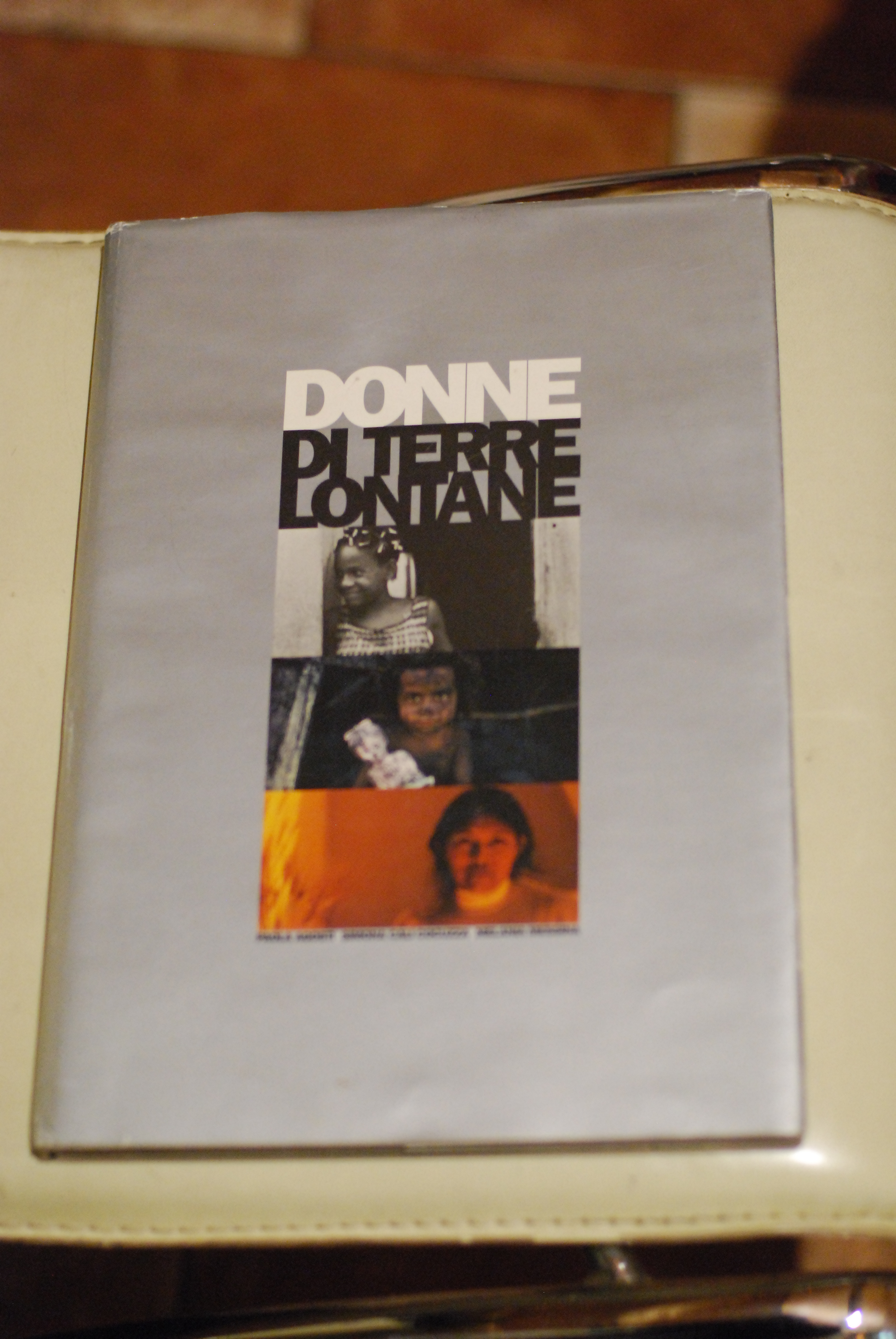 donne di terre lontane NUOVO