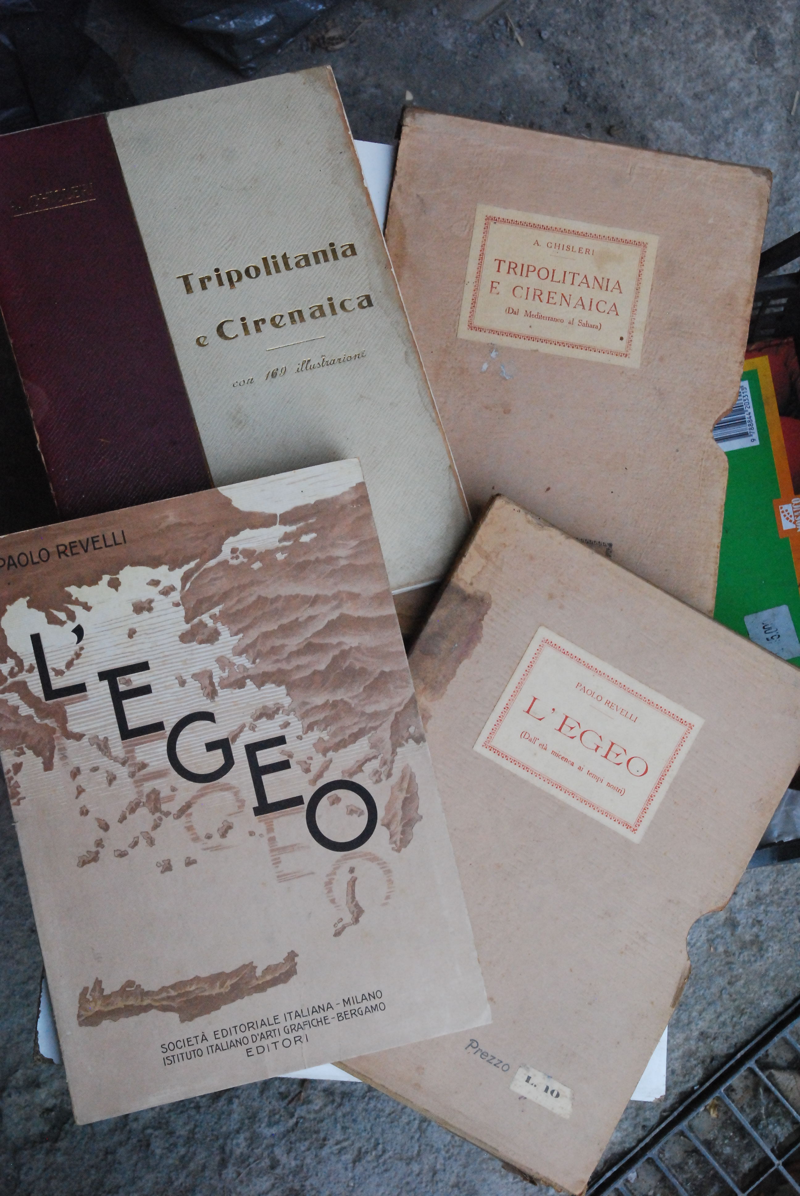 due voll. ghisleri tripolitania e cirenaica e paolo revelli l'egeo