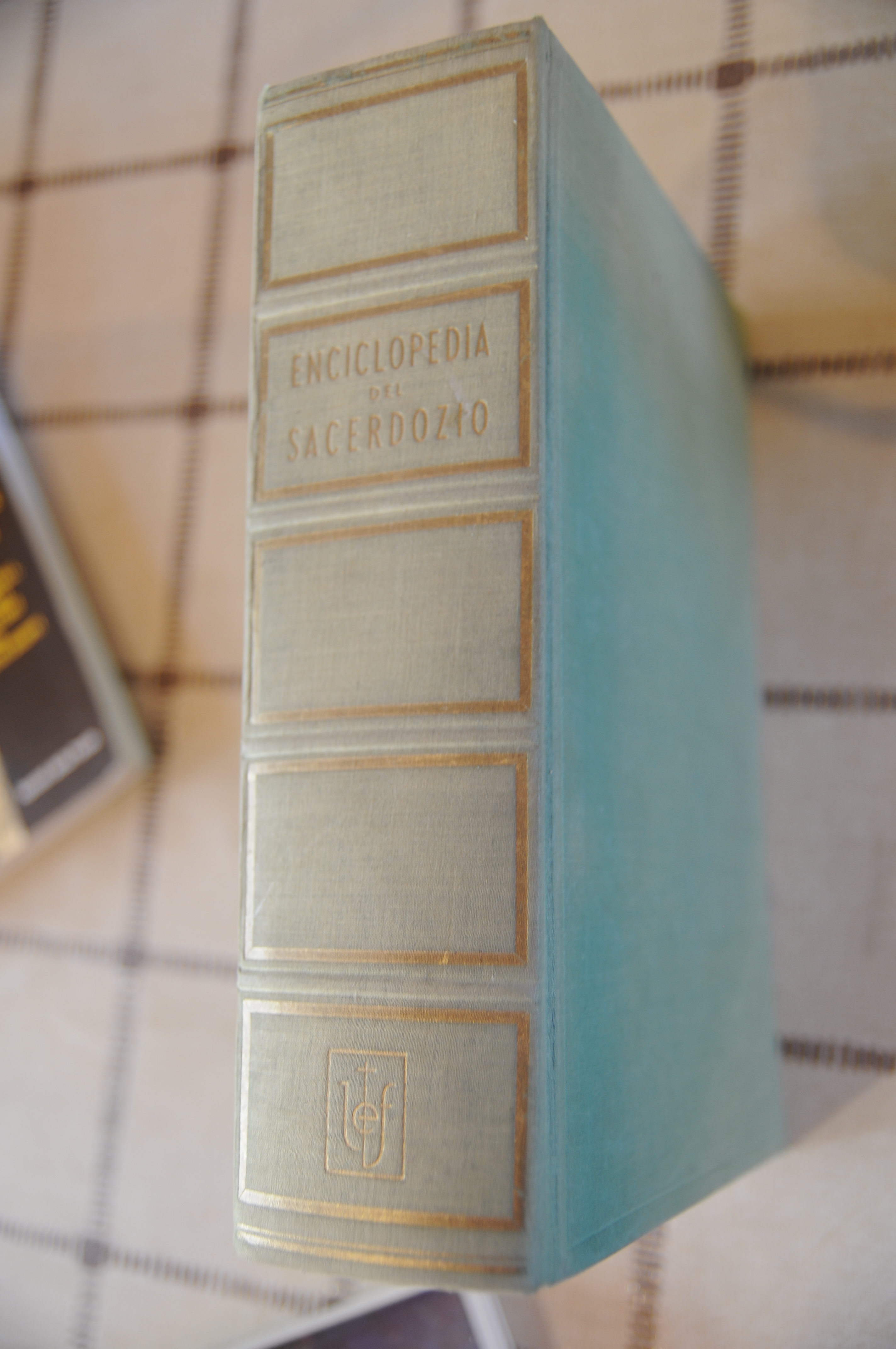 ENCICLOPEDIA DEL SACERDOZIO (sigla di prossesso)
