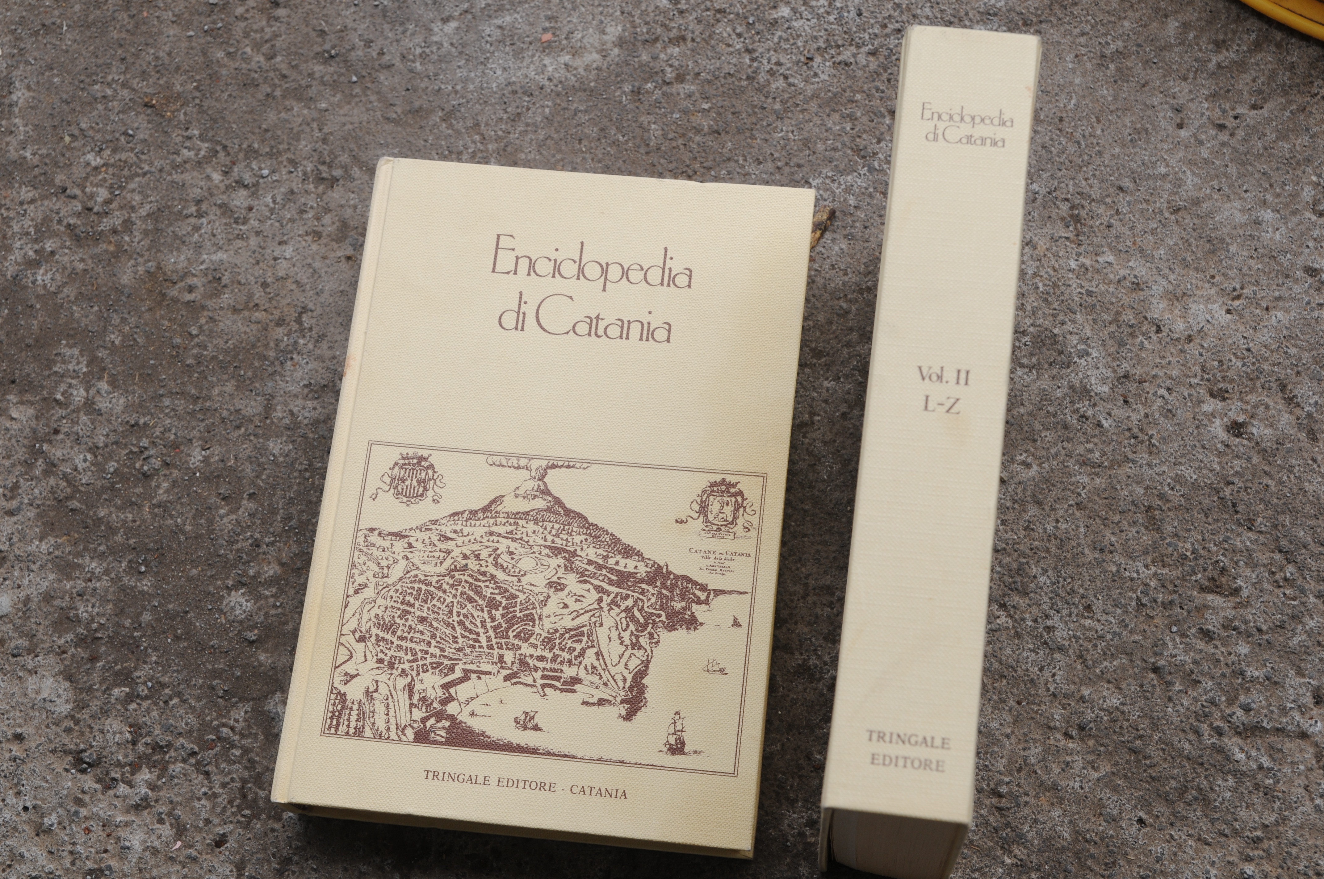 enciclopedia di catania 2 voll. opera cpl.