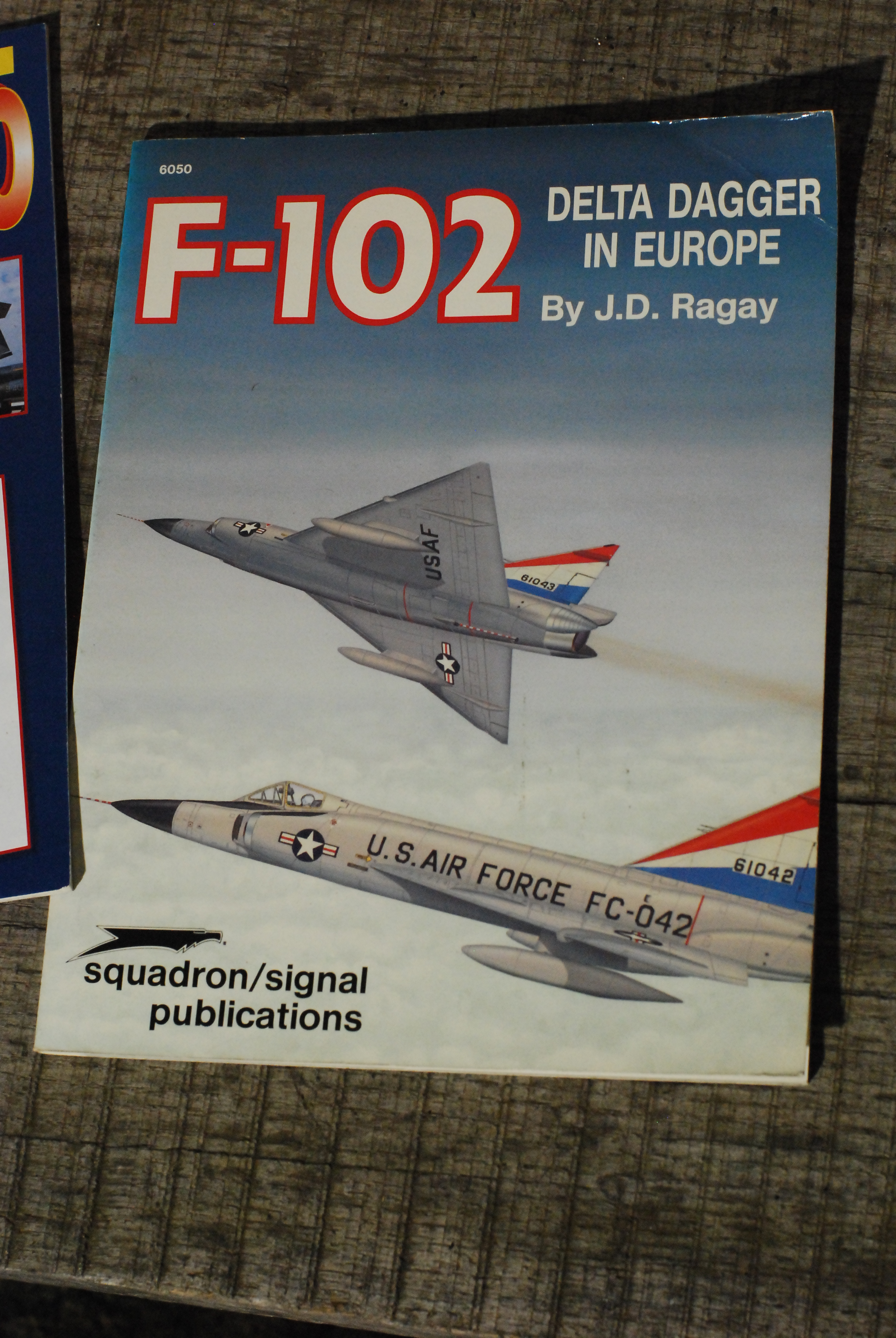 f-102 delta dagger in europe squadron signal NUOVISSIMO