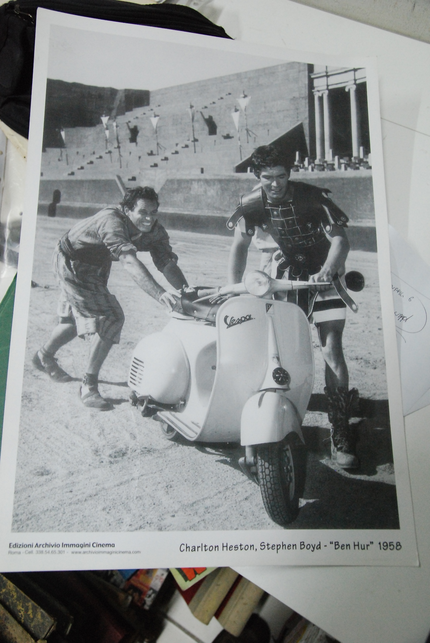 foto poster charlton heston e stephen boyd sul set di …