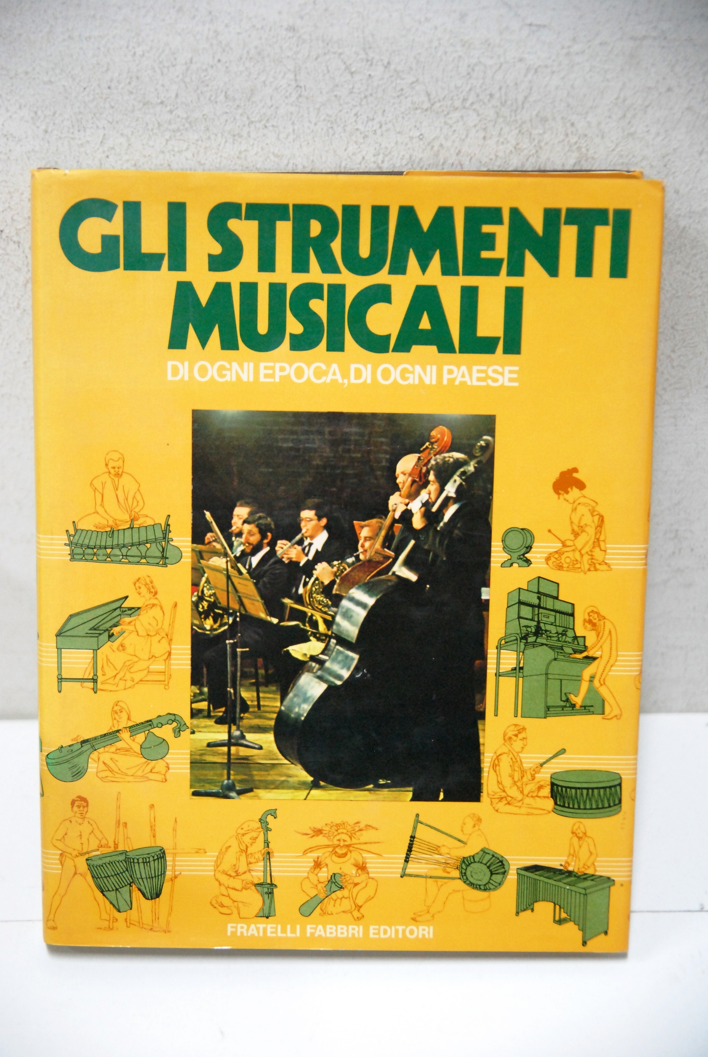 gli strumenti musicali di ogni epoca paese
