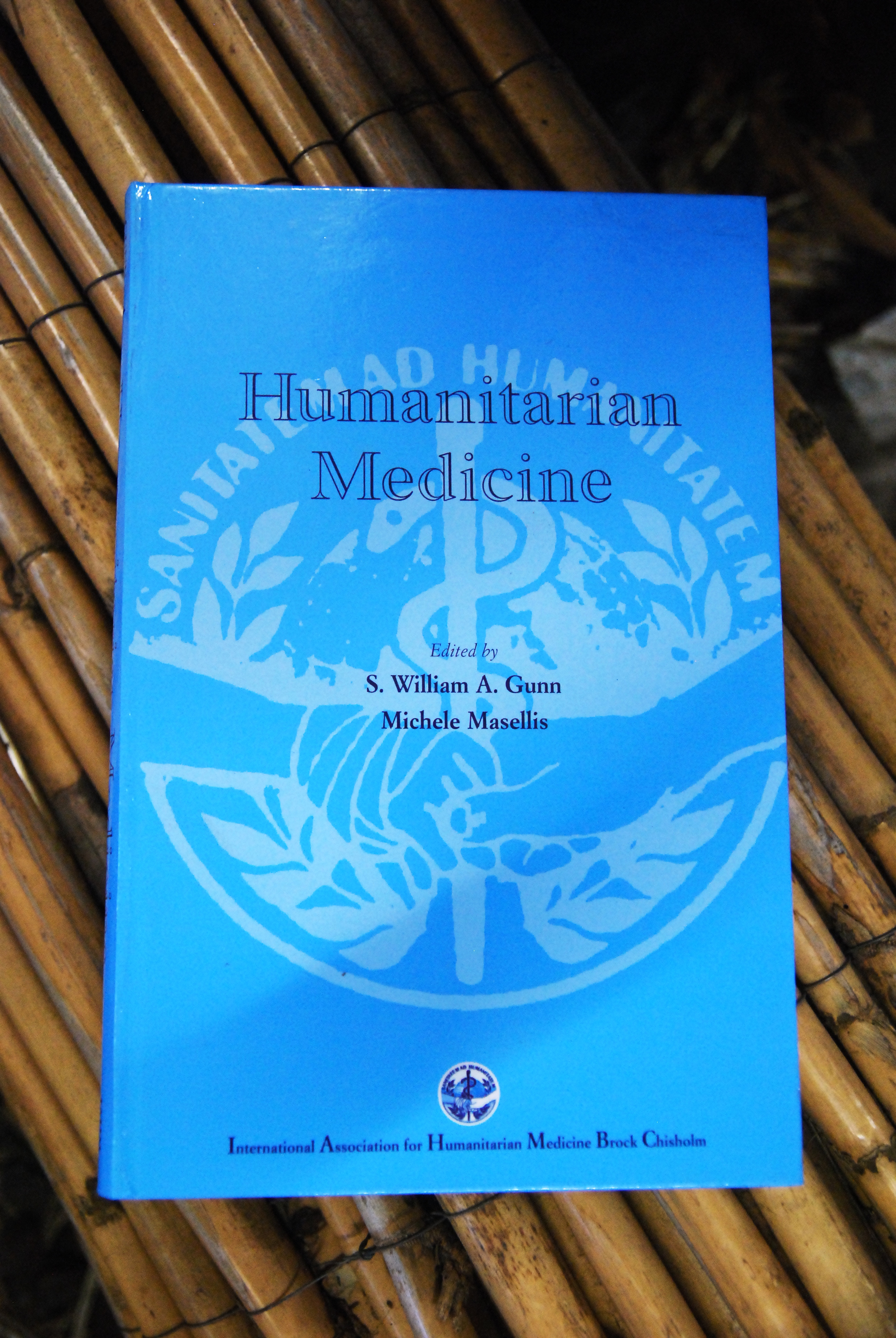 humanitarian medicine NUOVO