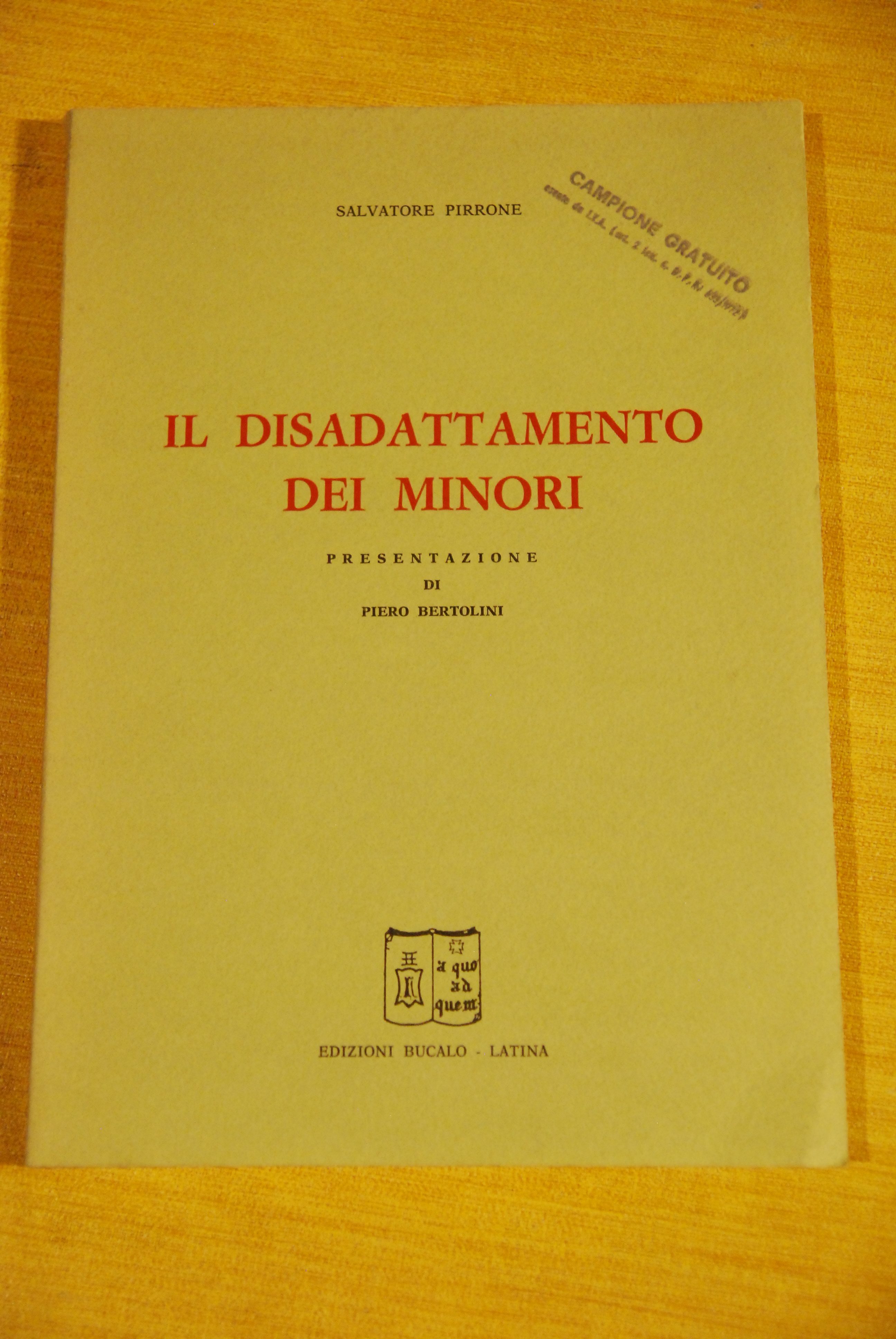 il disadattamento dei minori autografato dall'autore con dedica