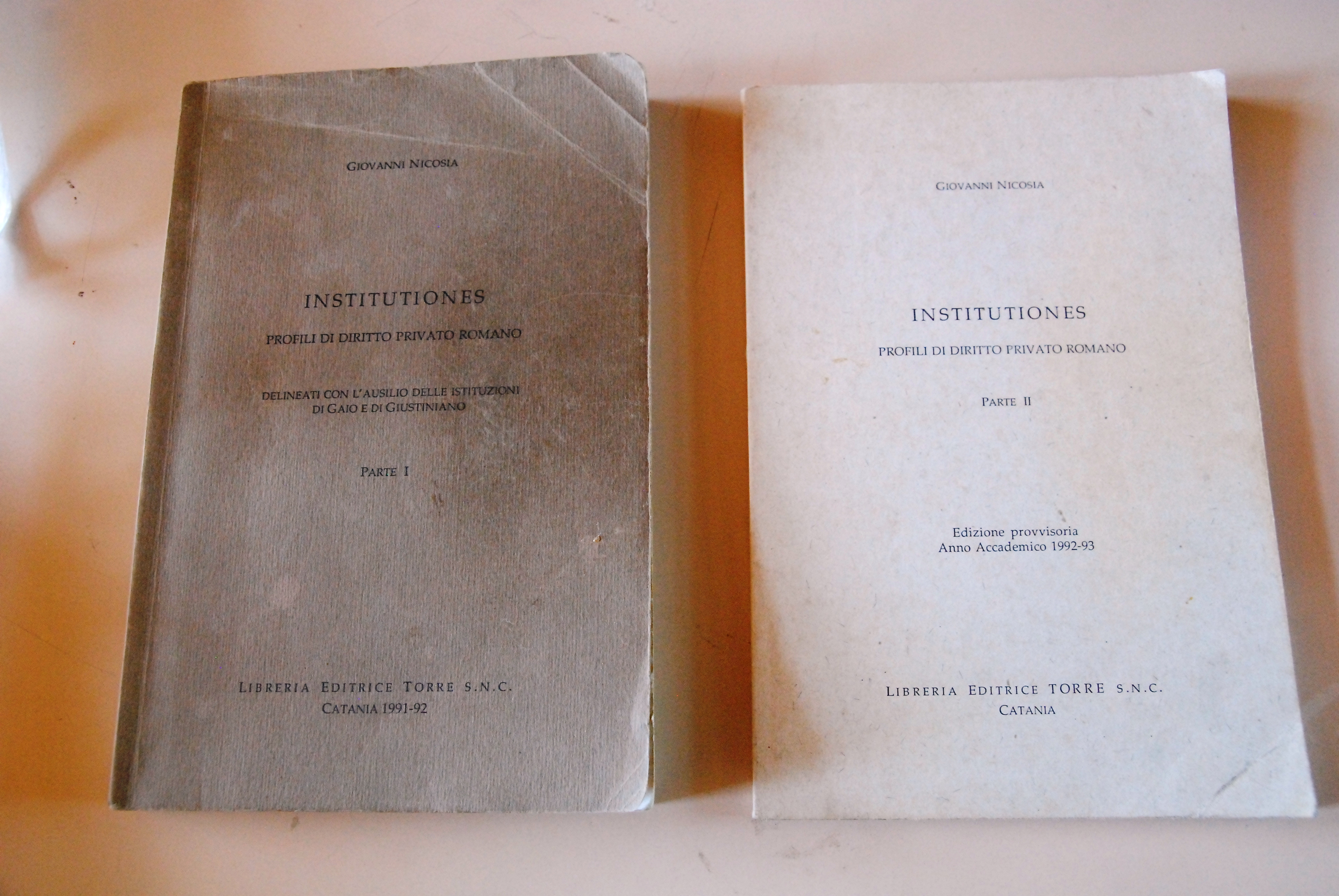 institutiones profili di diritto privato romano su due voll.