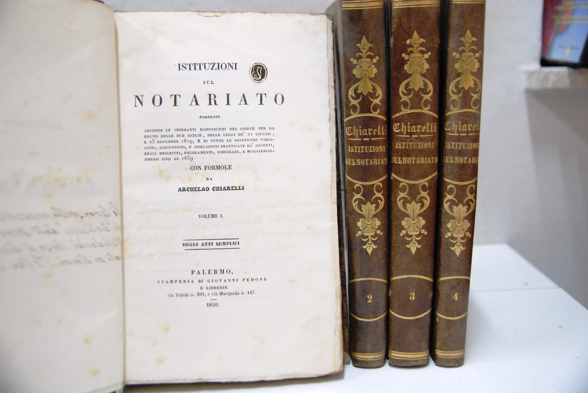 Istituzioni sul notariato con formole ? 4 volumi ? opera …
