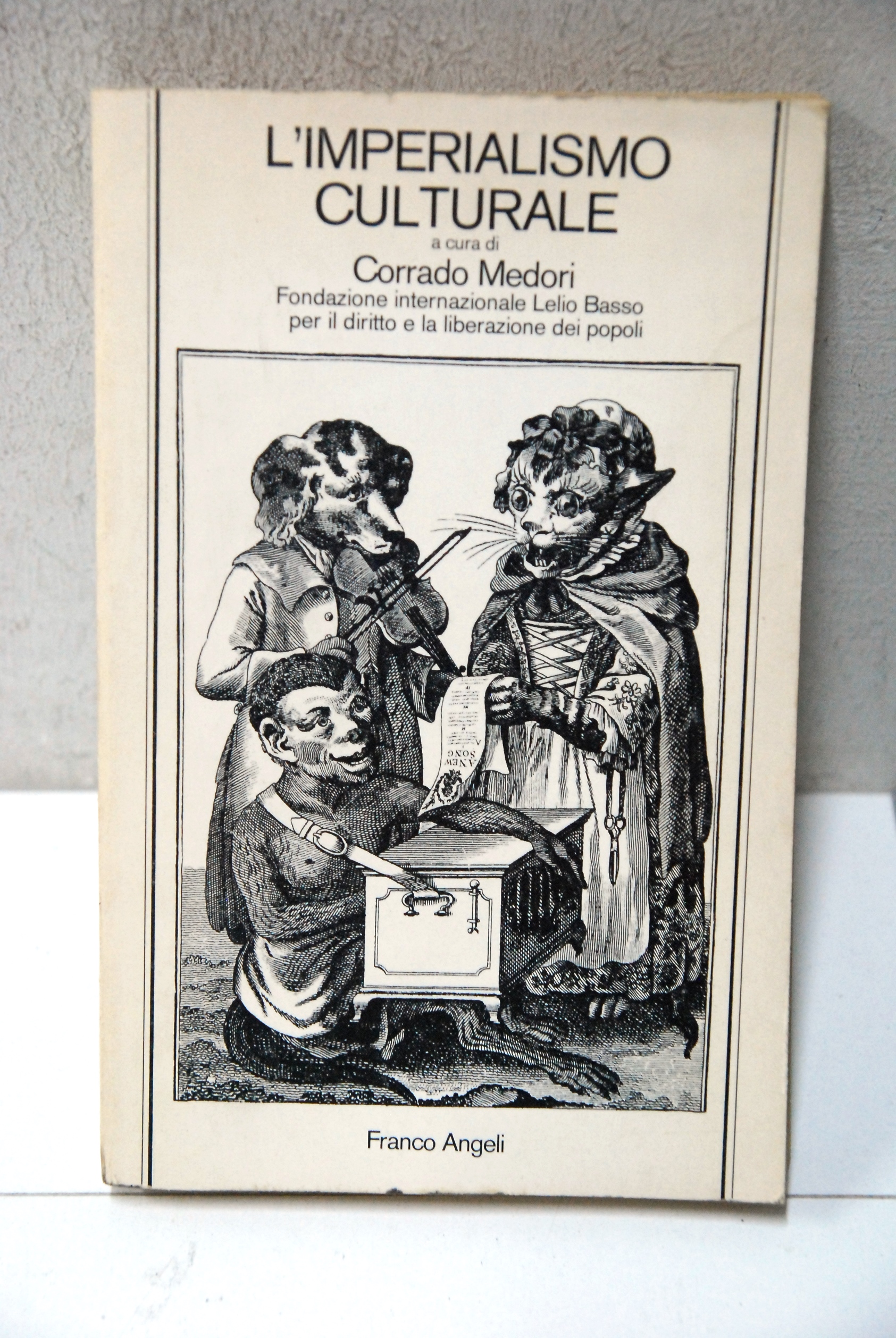 l'imperialismo culturale