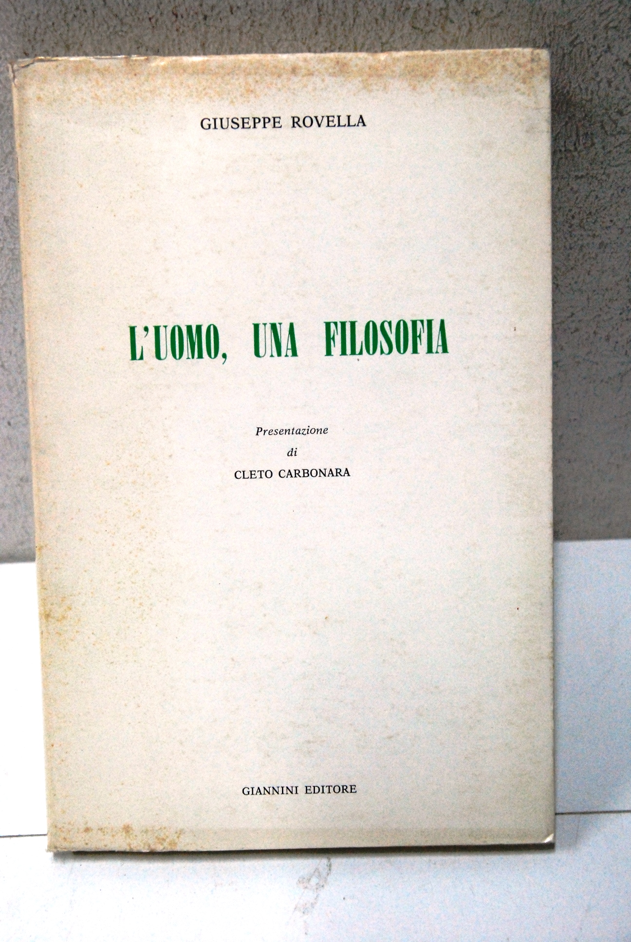 l'uomo una filosofia NUOVO