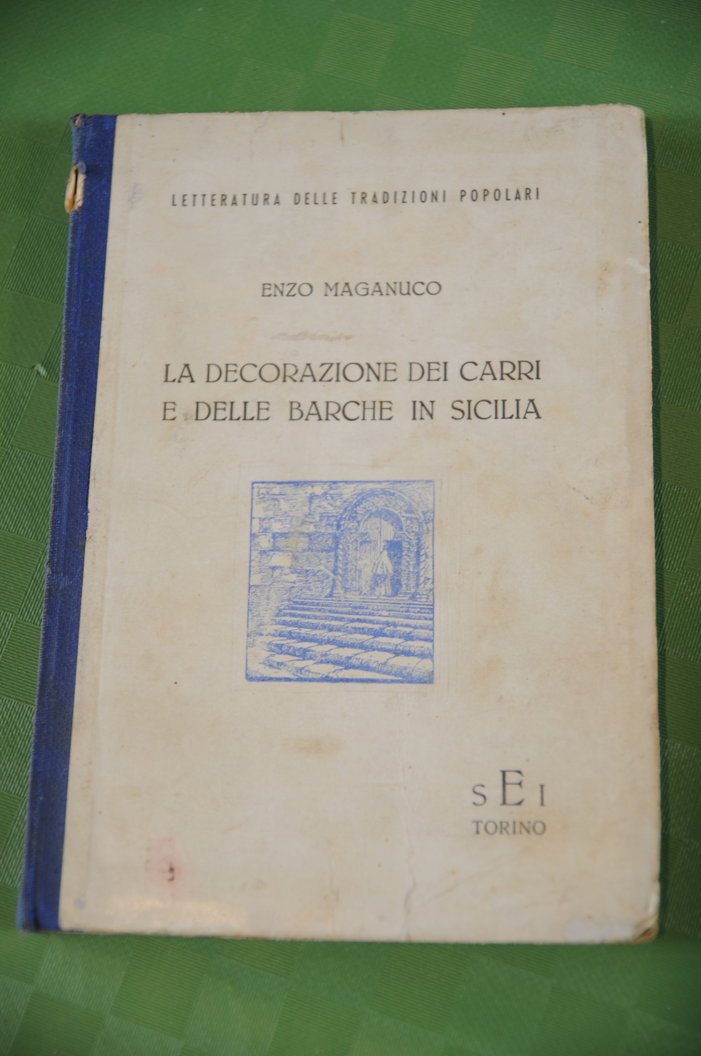 la decorazione dei carri e delle barche in sicilia