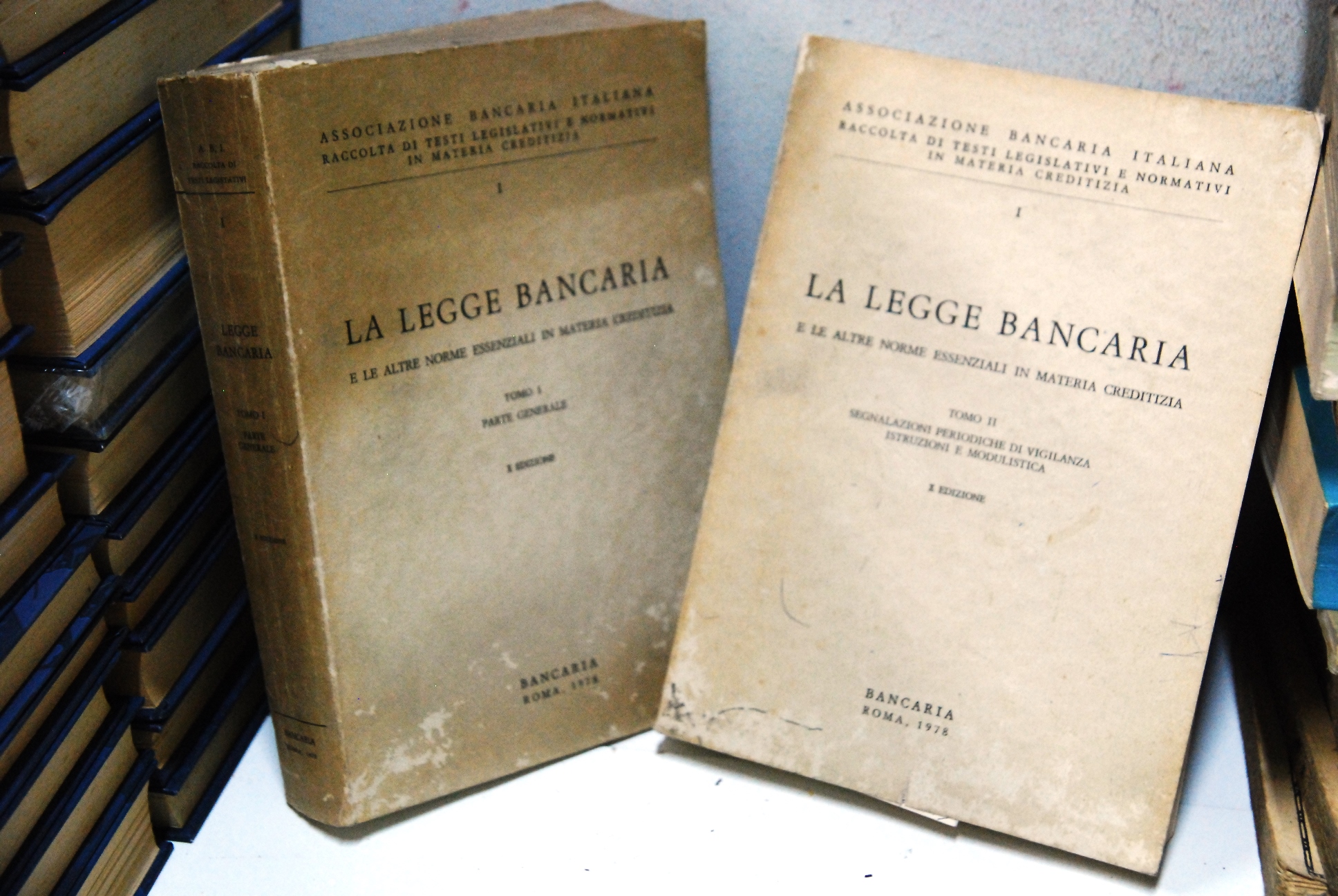 la legge bancaria e le altre norme essenziali in materia …