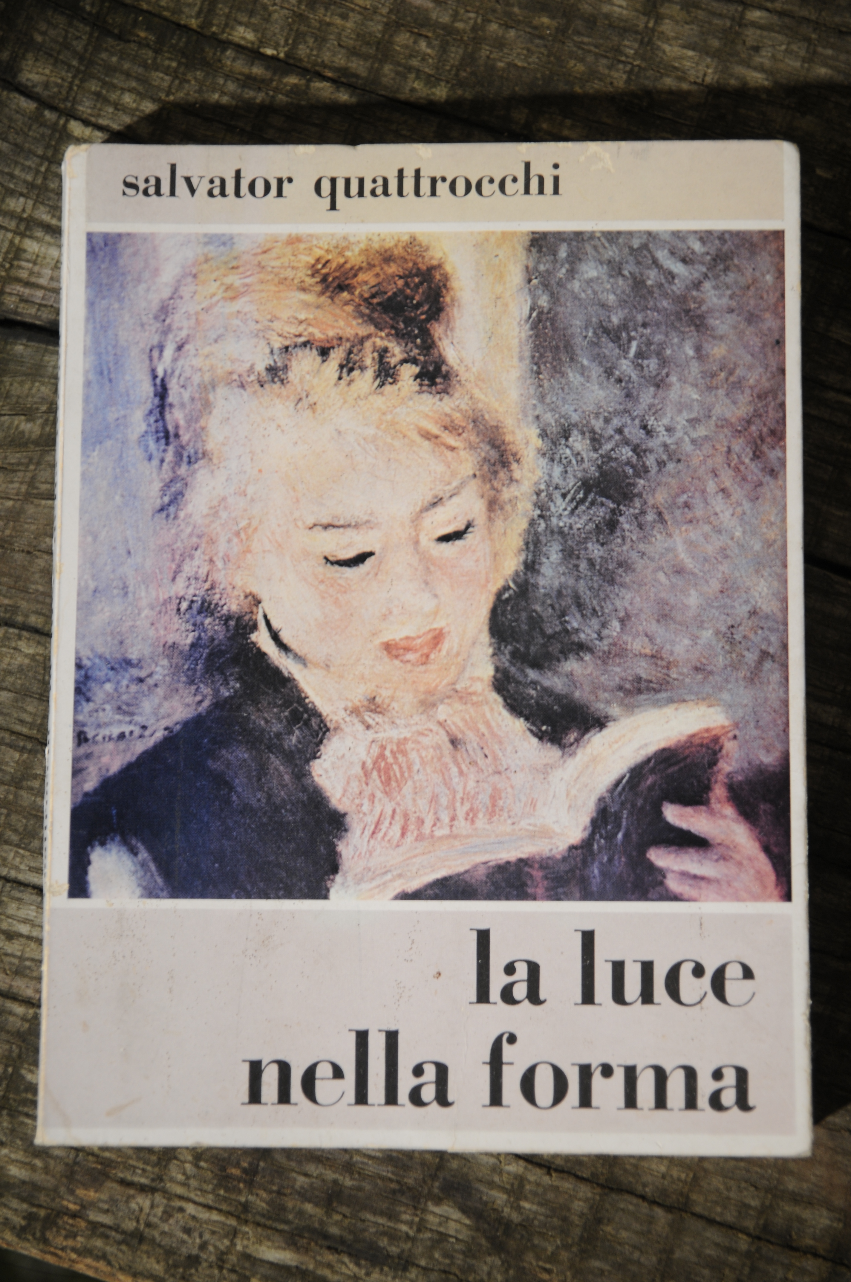 la luce nella forma NUOVO