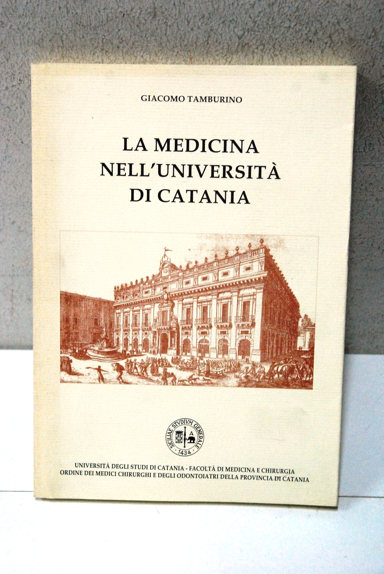LA MEDICINA NELL'UNIVERSITà DI CATANIA