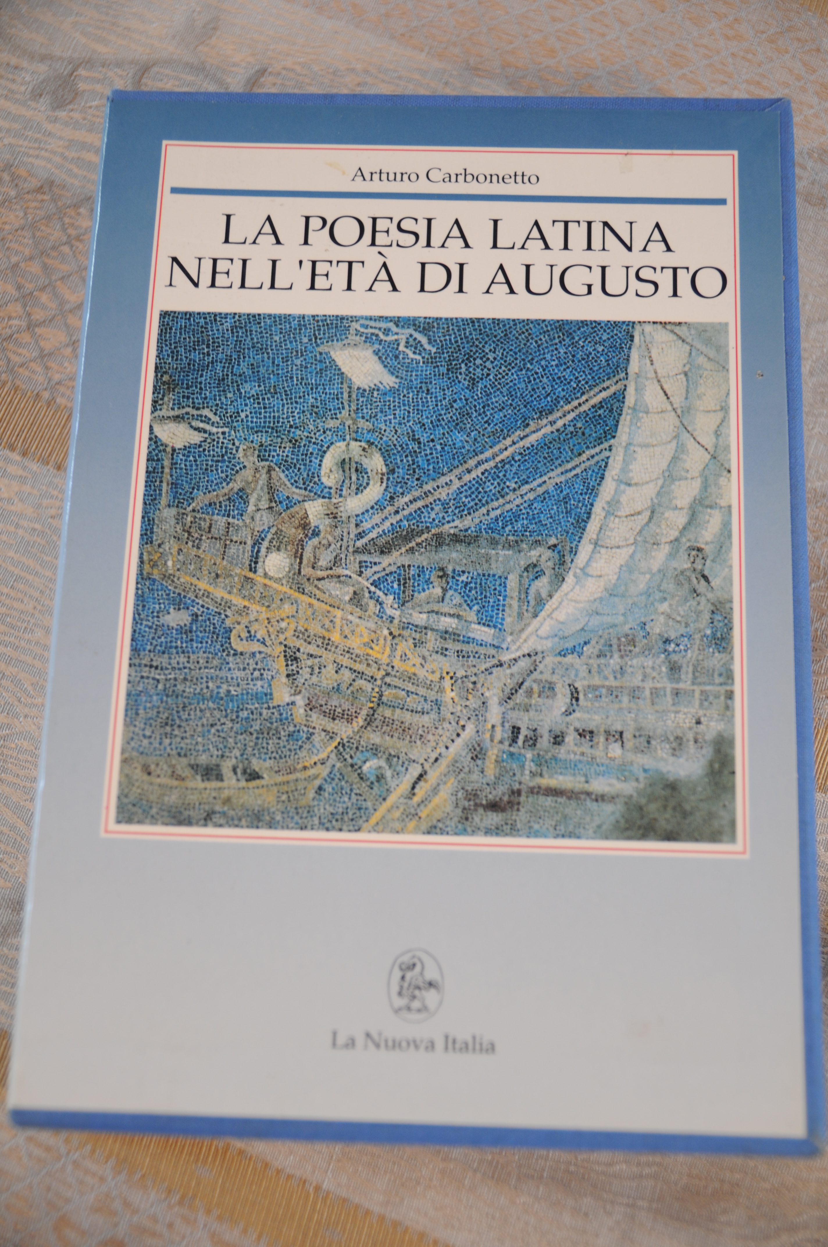 la poesia latina nell'età di augusto in cofanetto NUOVISSIMO