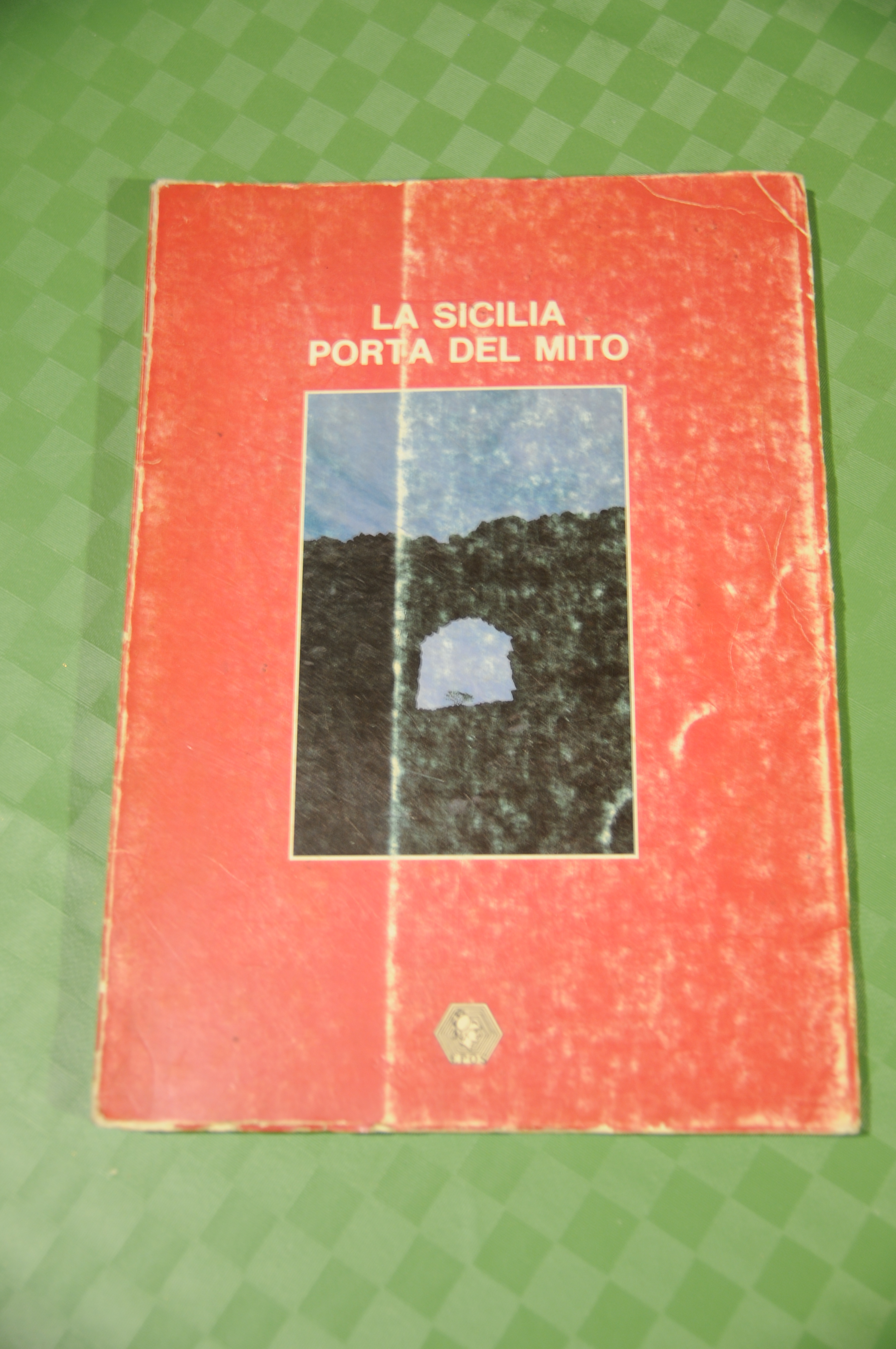 la sicilia porta del mito