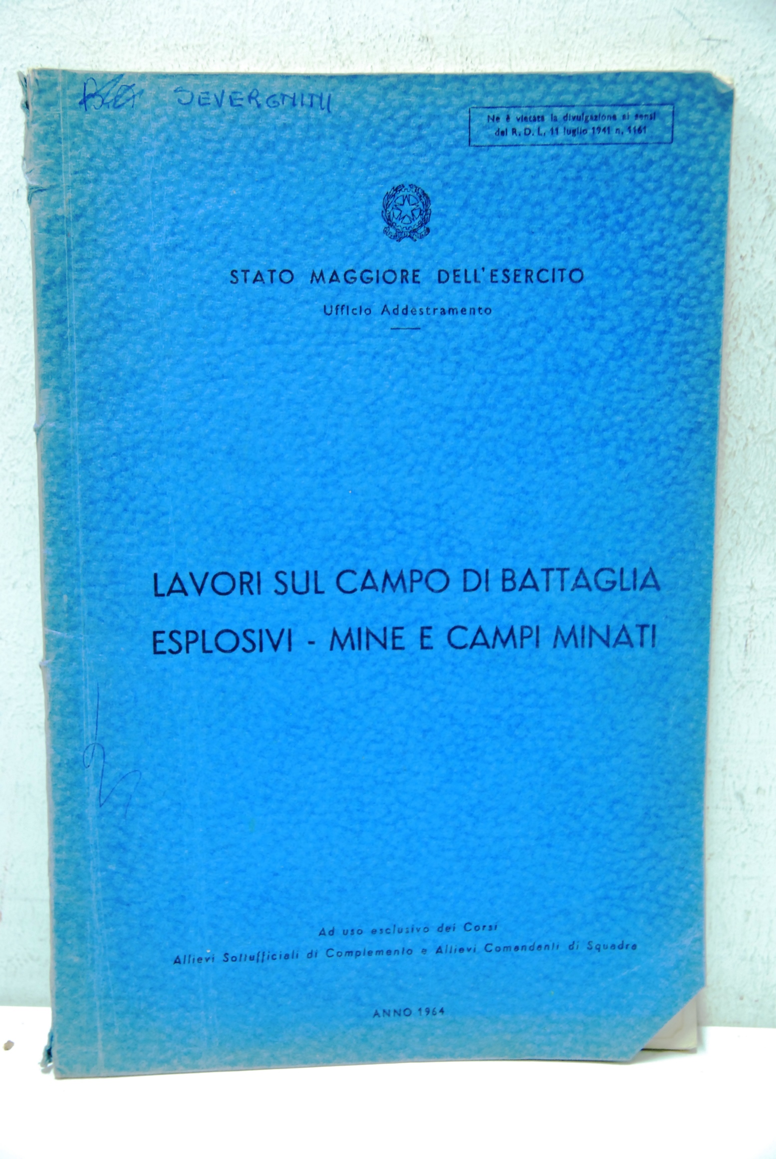 Lavori sul campo di battaglia esplosivi mine e campi minati