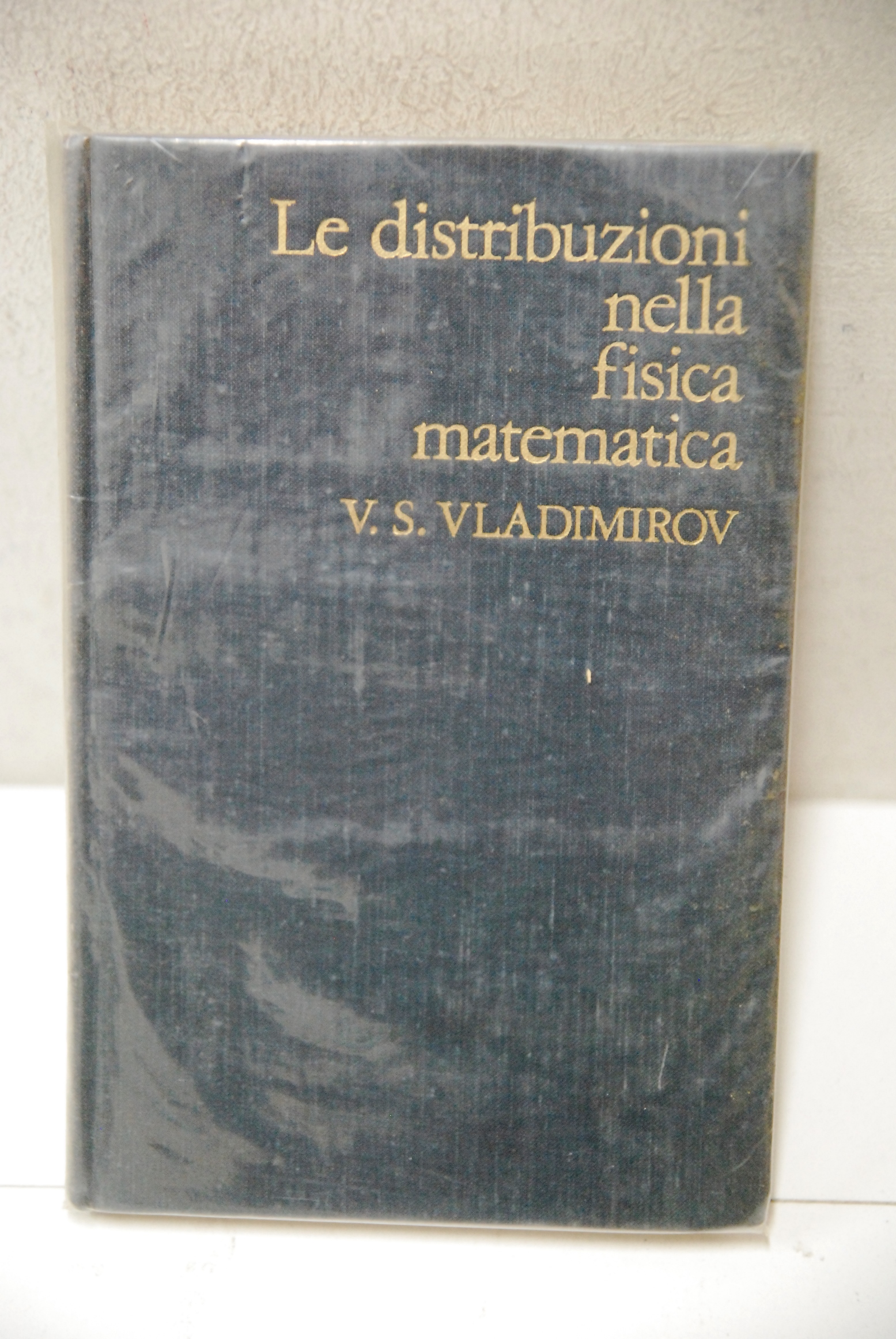 le distribuzioni nella fisica matematica