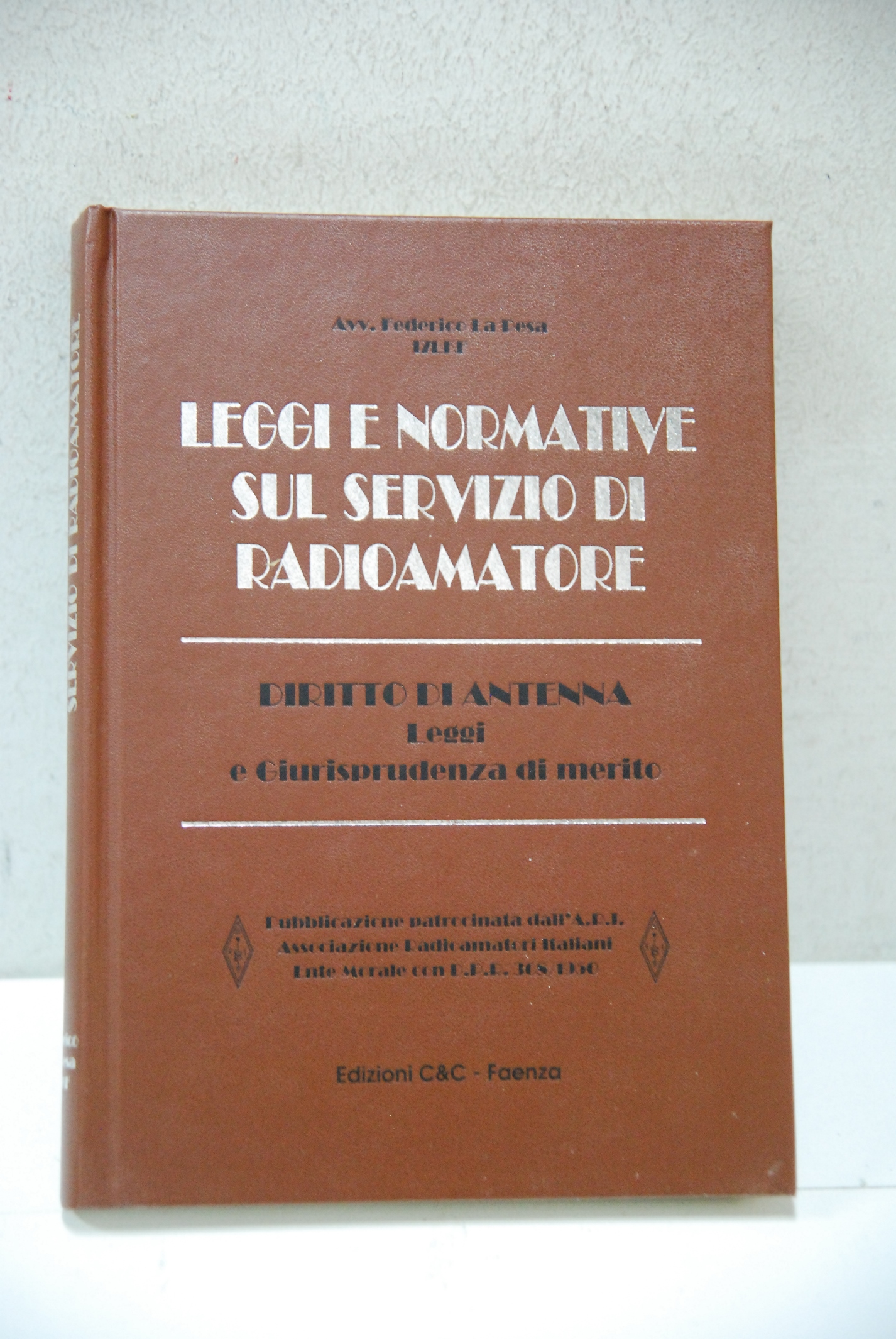 leggi e normative sul servizio di radioamatore diritto di antenna
