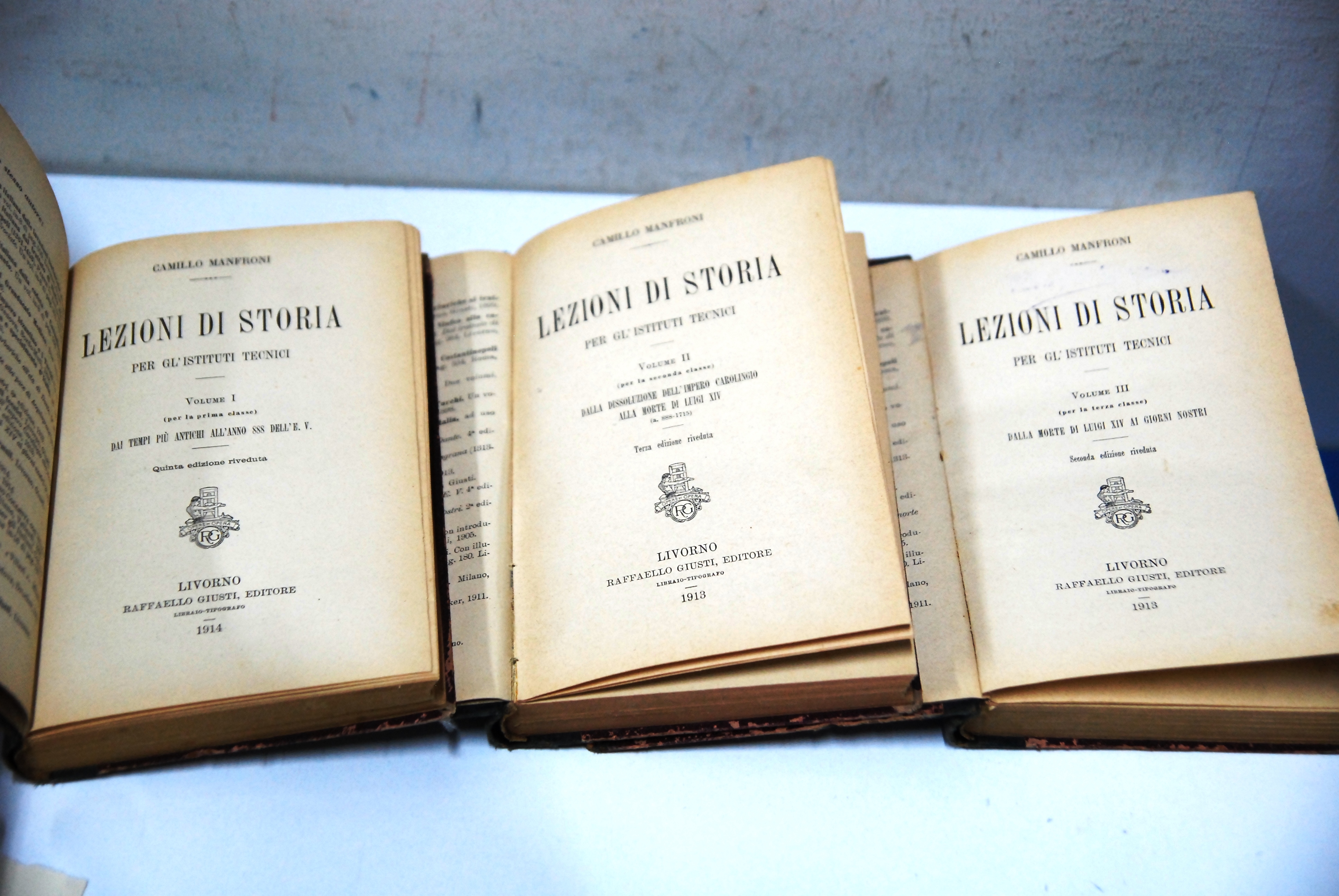 Lezioni di storia per gl'istituti tecnici in 3 volumi completi