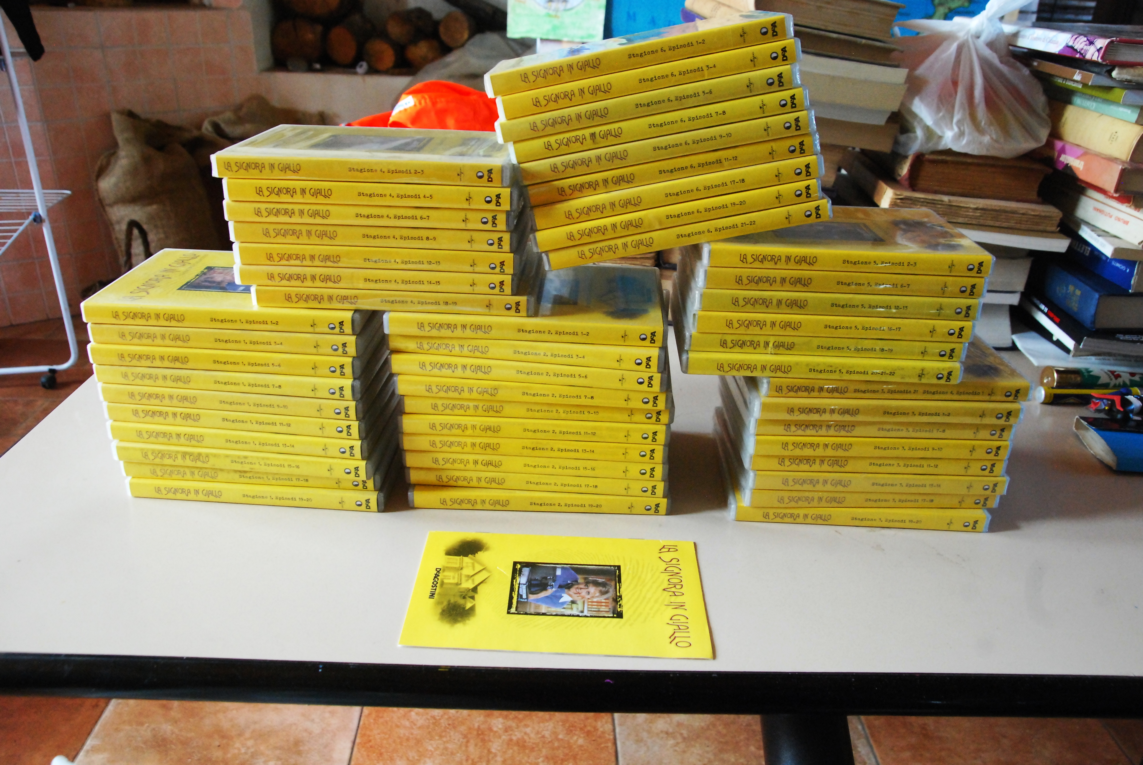 mancano stagione 6(13-16), 5 (1,4,5,8-11,14-15) 4(10-11,16-17), 3(3-6,15-16)