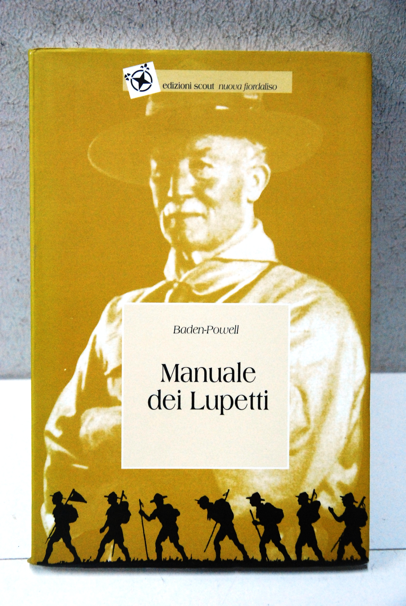 manuale dei lupetti (NUOVO, disponibili 2 copie)