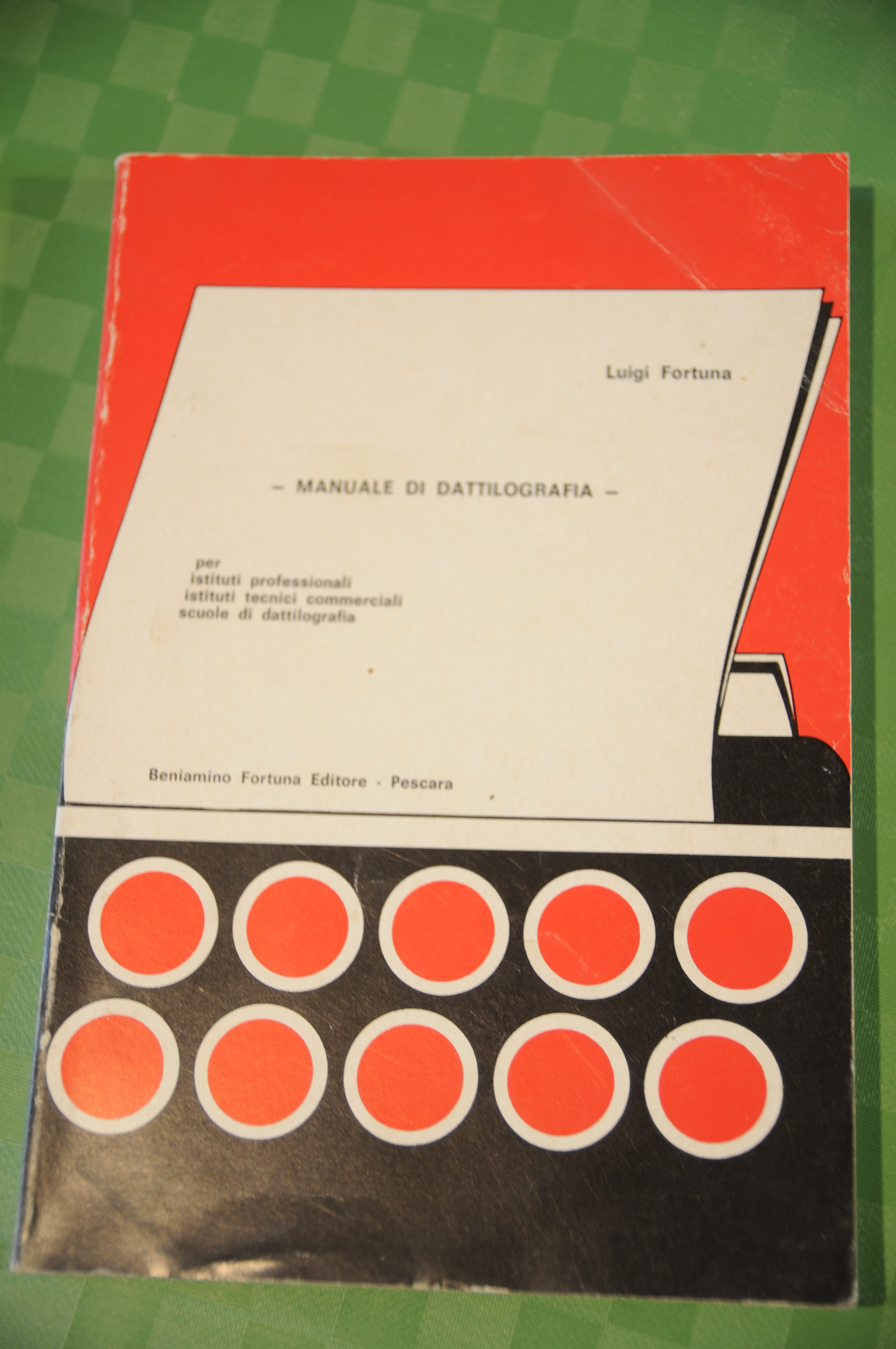 MANUALE di dattilografia per istituti