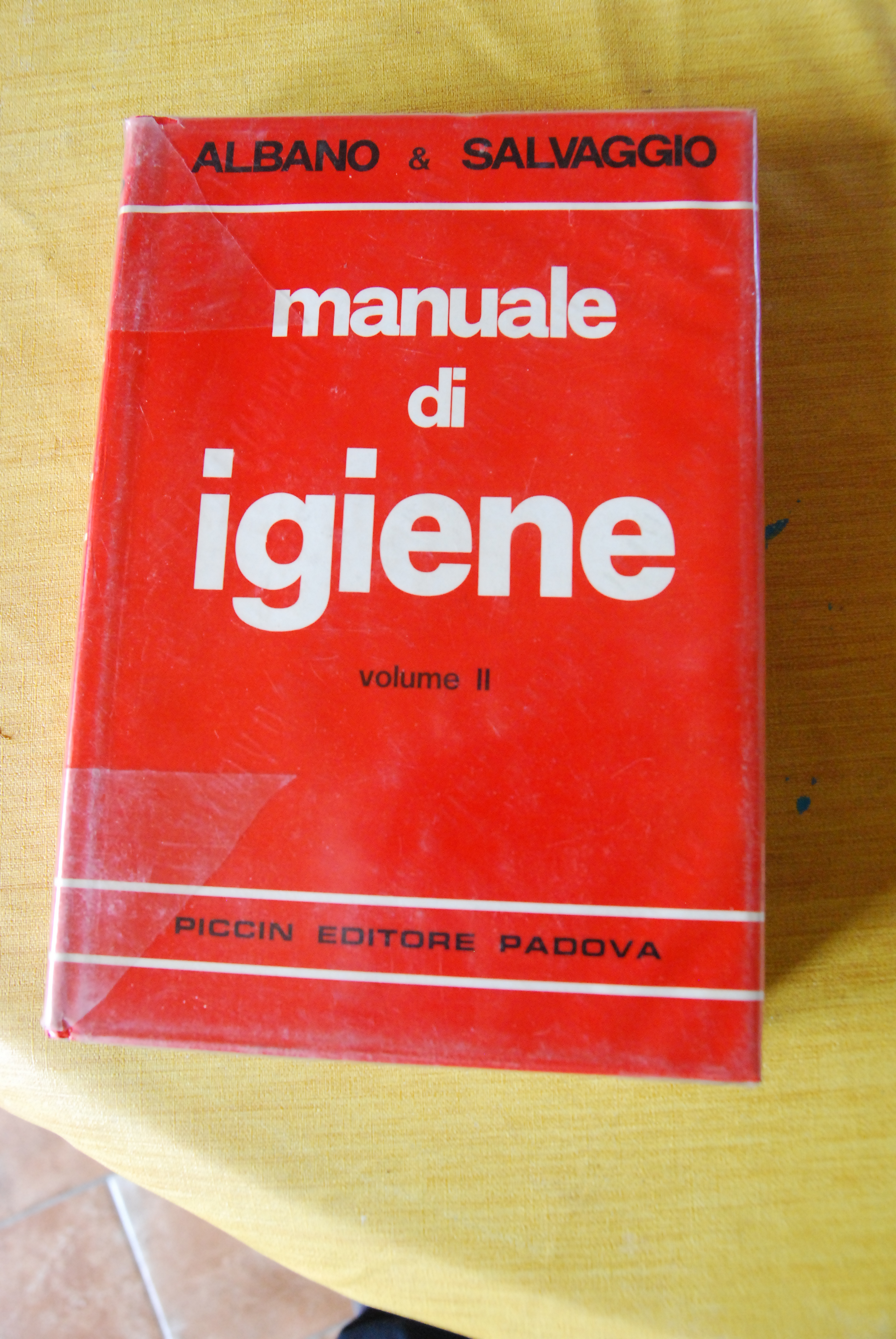 manuale di igiene vol. II (qualche sottolineatura a matita)