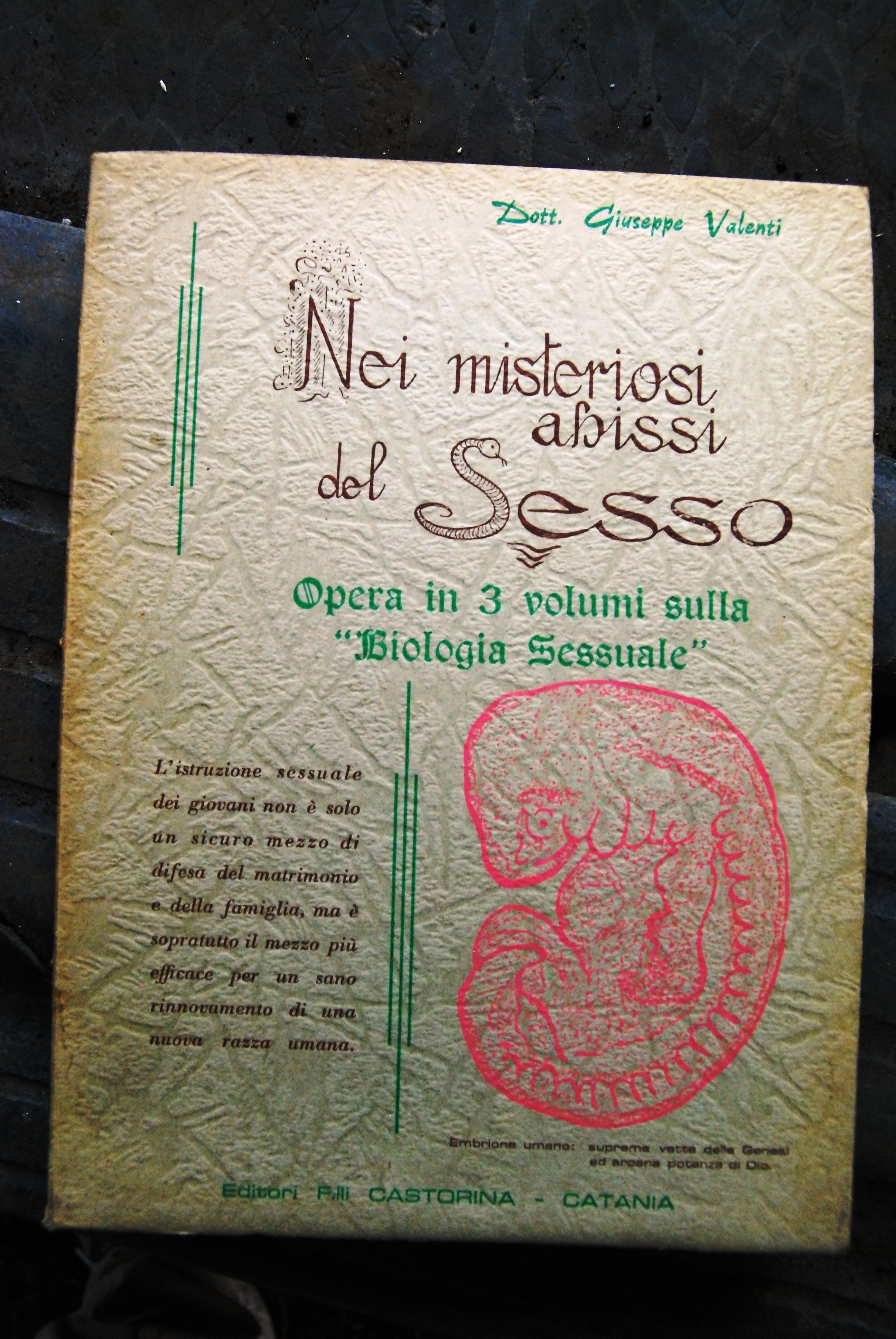 nei misteriosi abissi del sesso con dedica e firma autografa …
