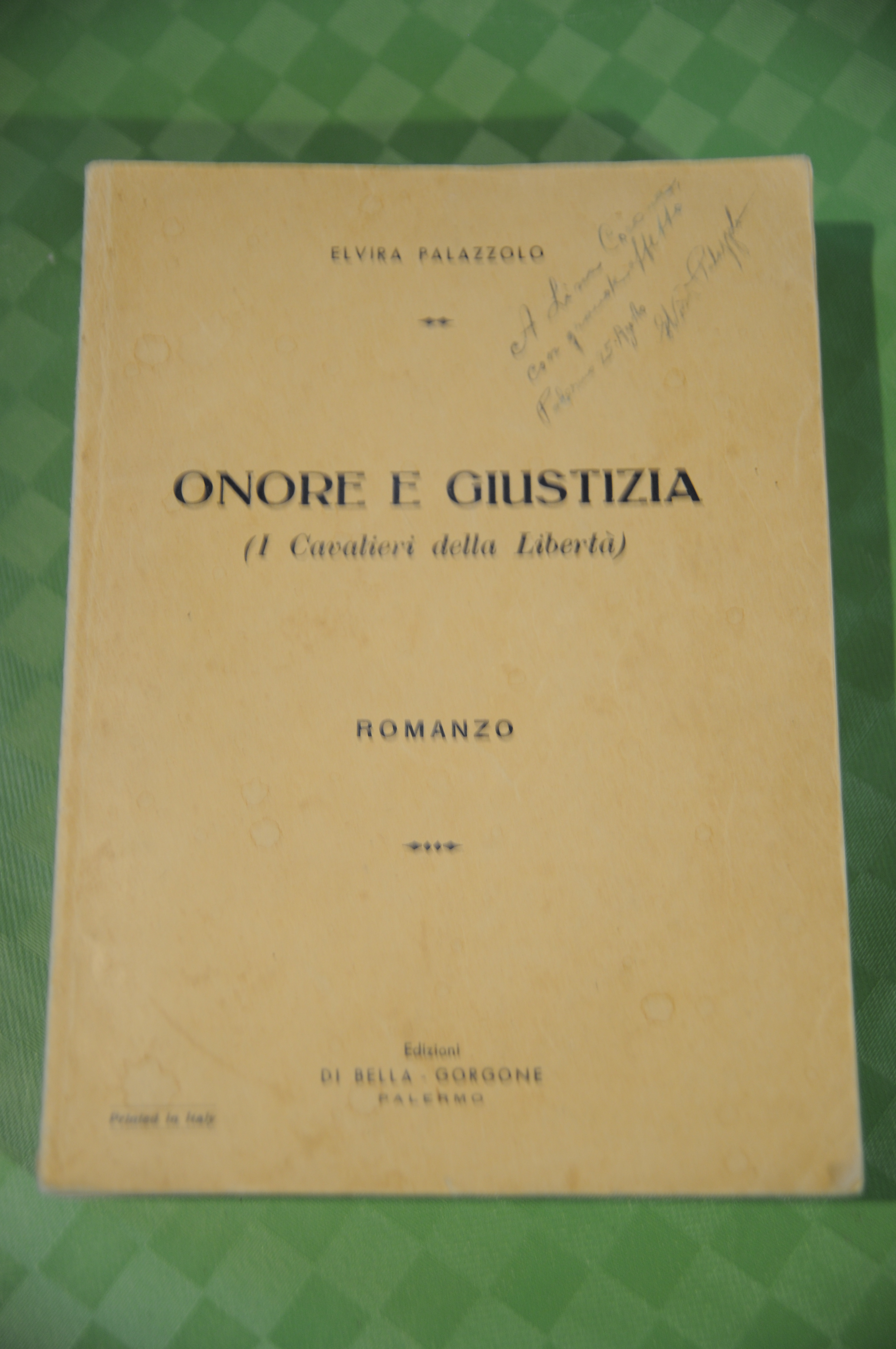 onore e giustizia autografato con dedica