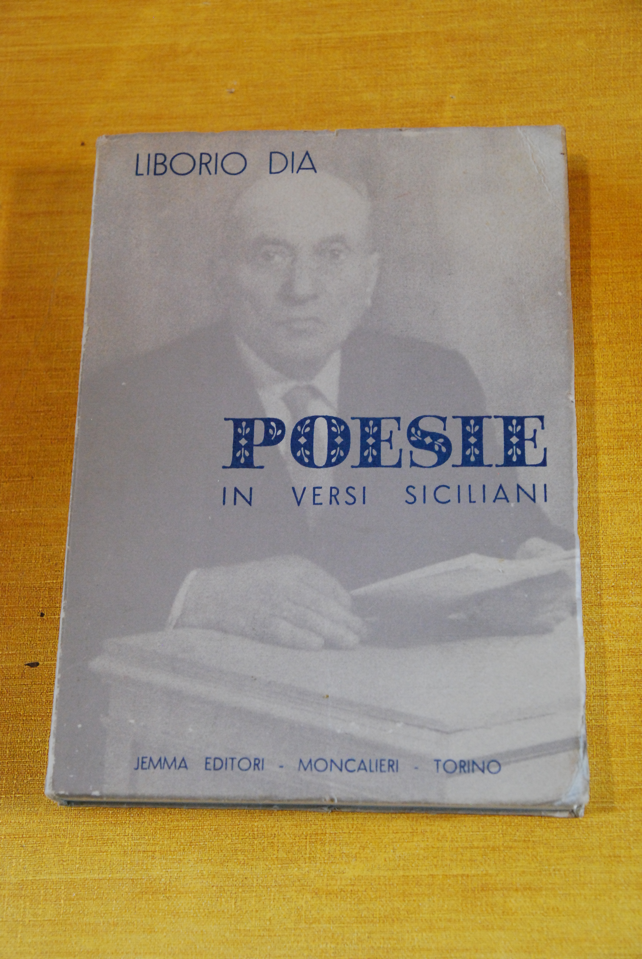 poesie in versi siciliani NUOVO autografato con dedica