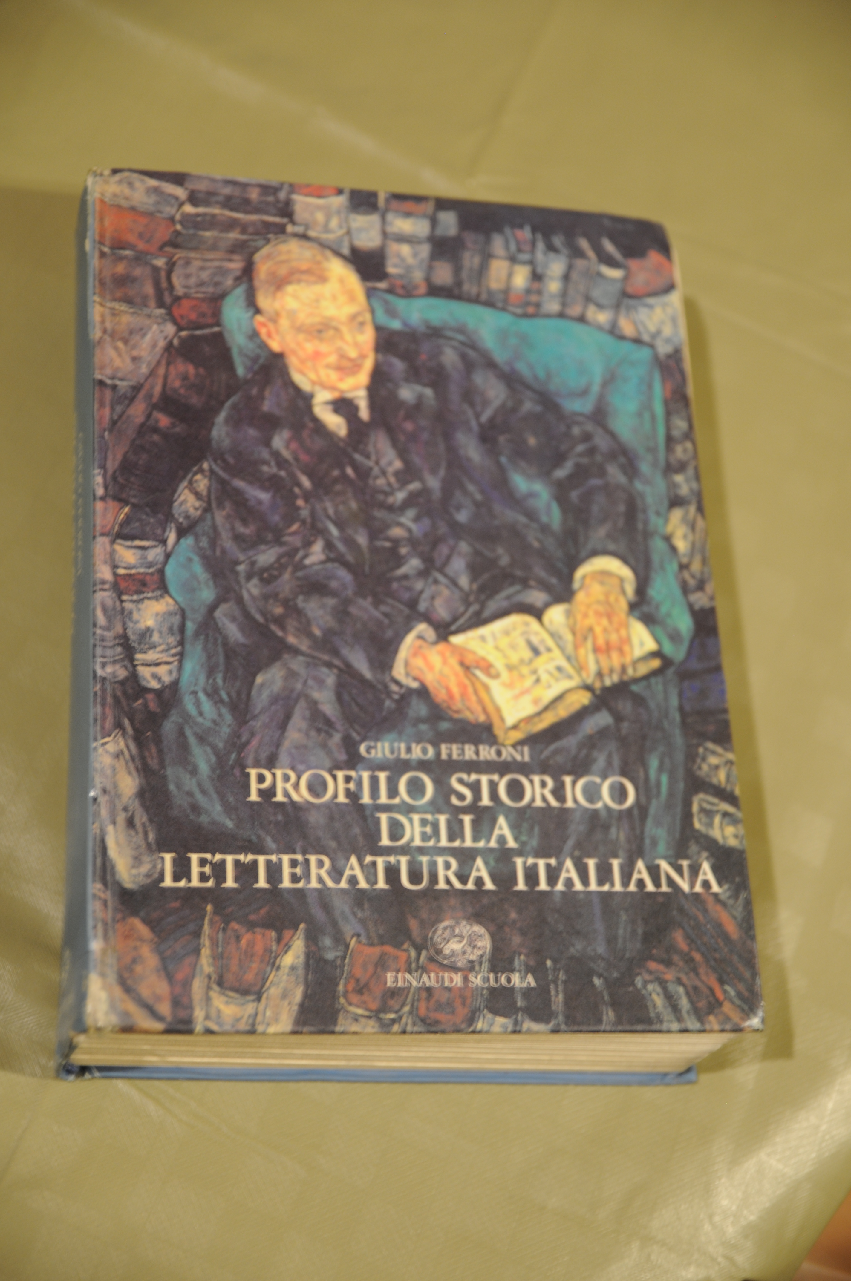 profilo storico della letteratura italiana vol. unico (sottolineature a matita)