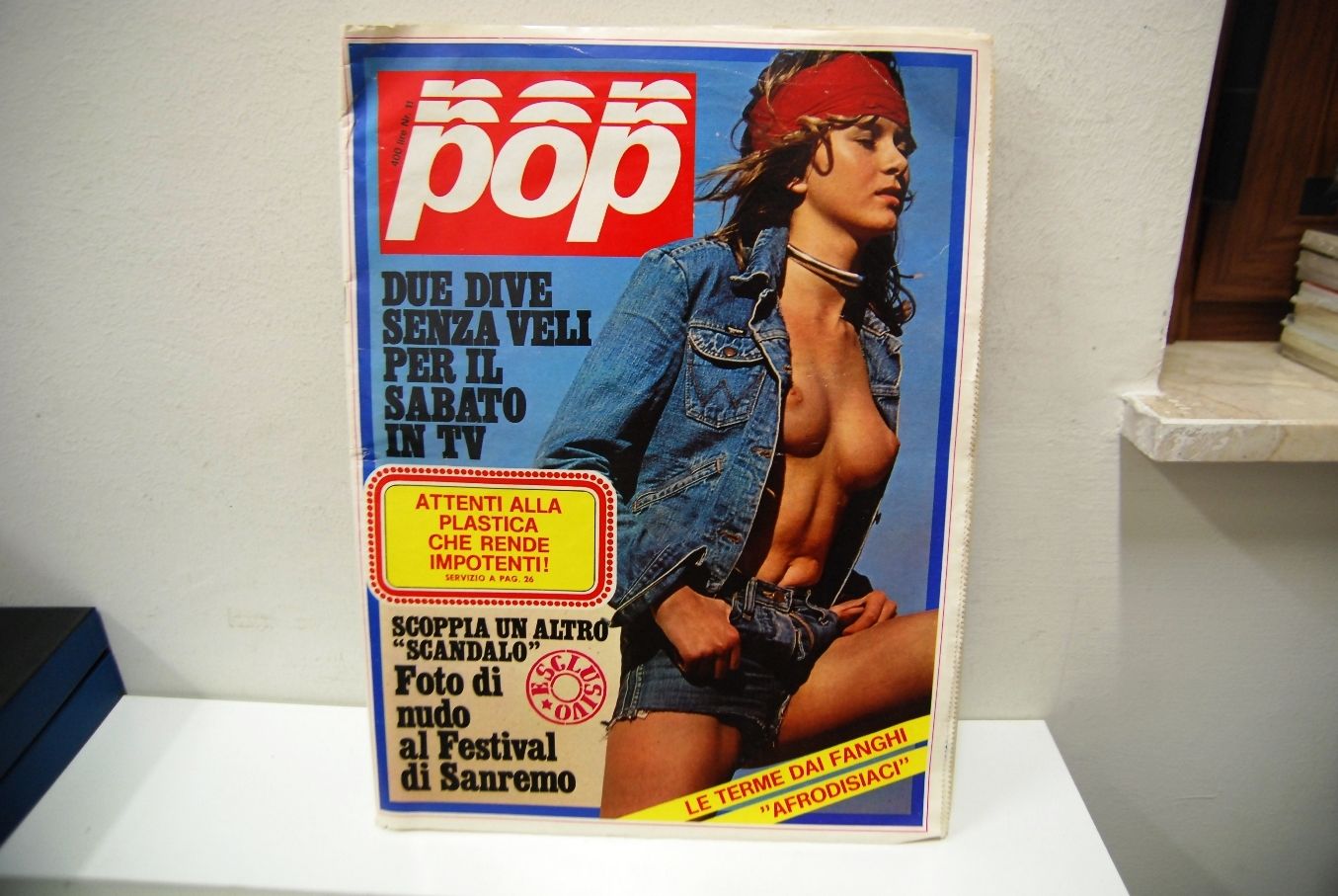 Rivista Erotica settimanale pop - 11 due dive senza veli