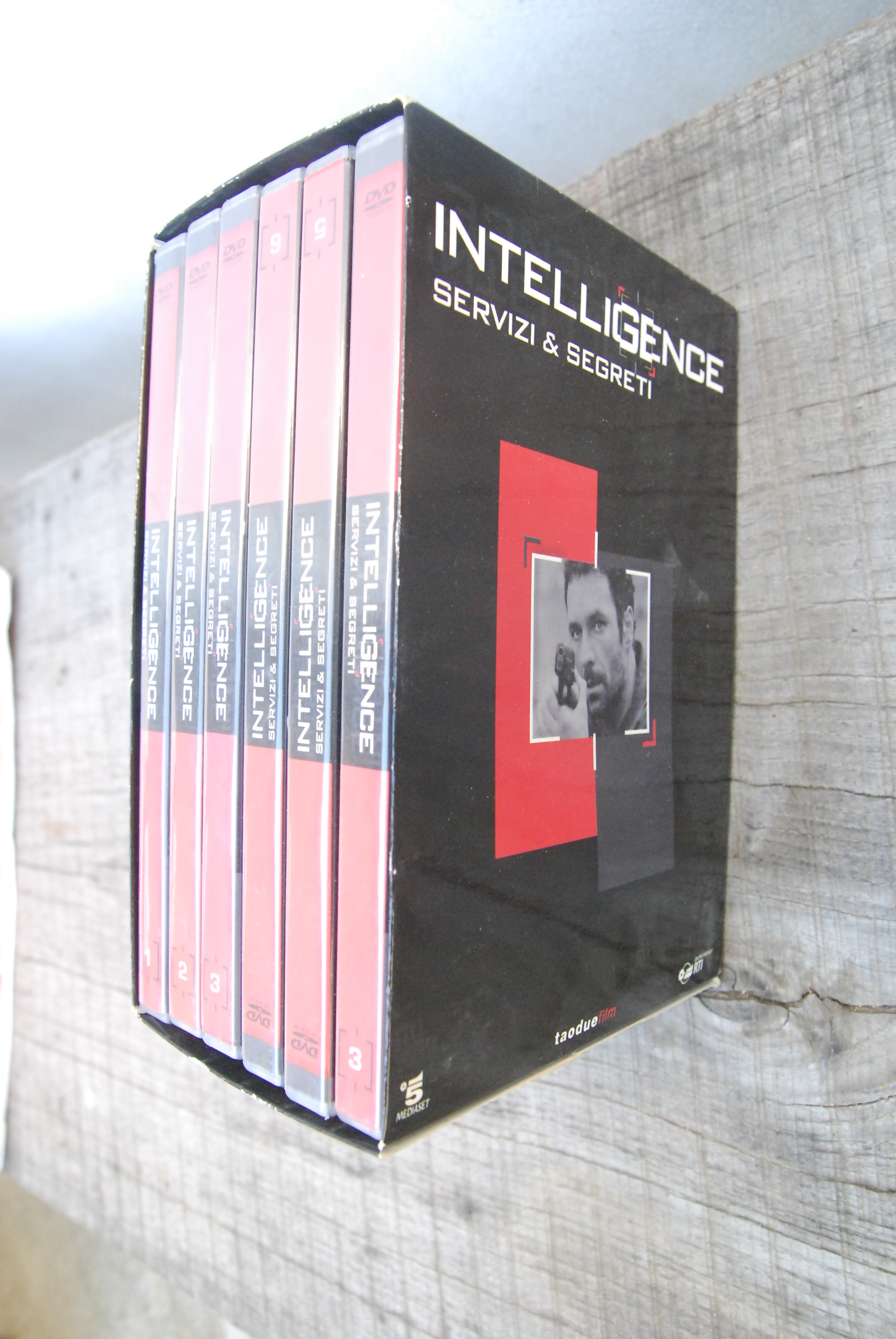 servizi e segreti cofanetto 6 dvd taodue film