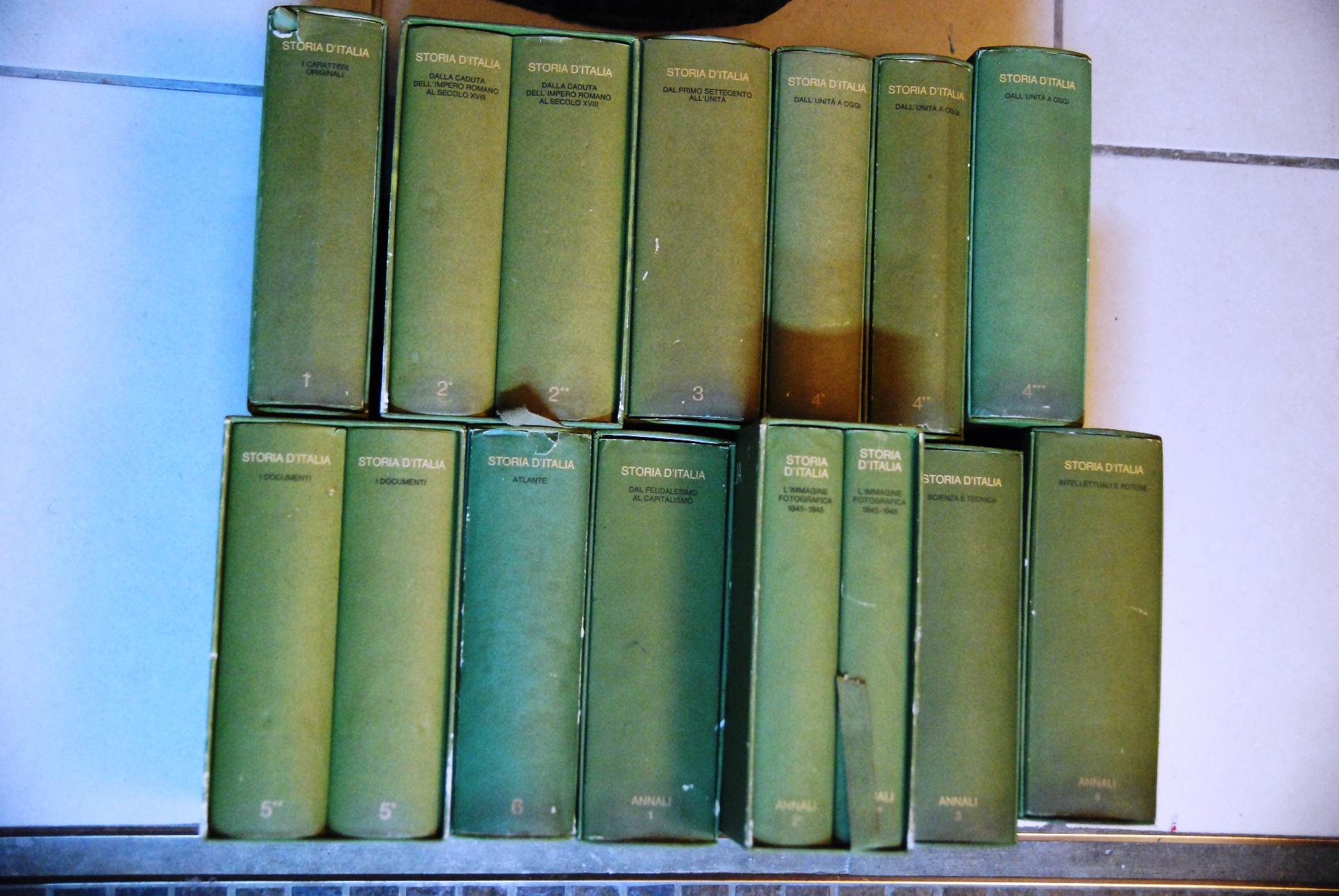 Storia d'italia opera cpl. 15 voll. 1,2,2,3,4,4,4,5,5,6,annali 1,2,2,3,4