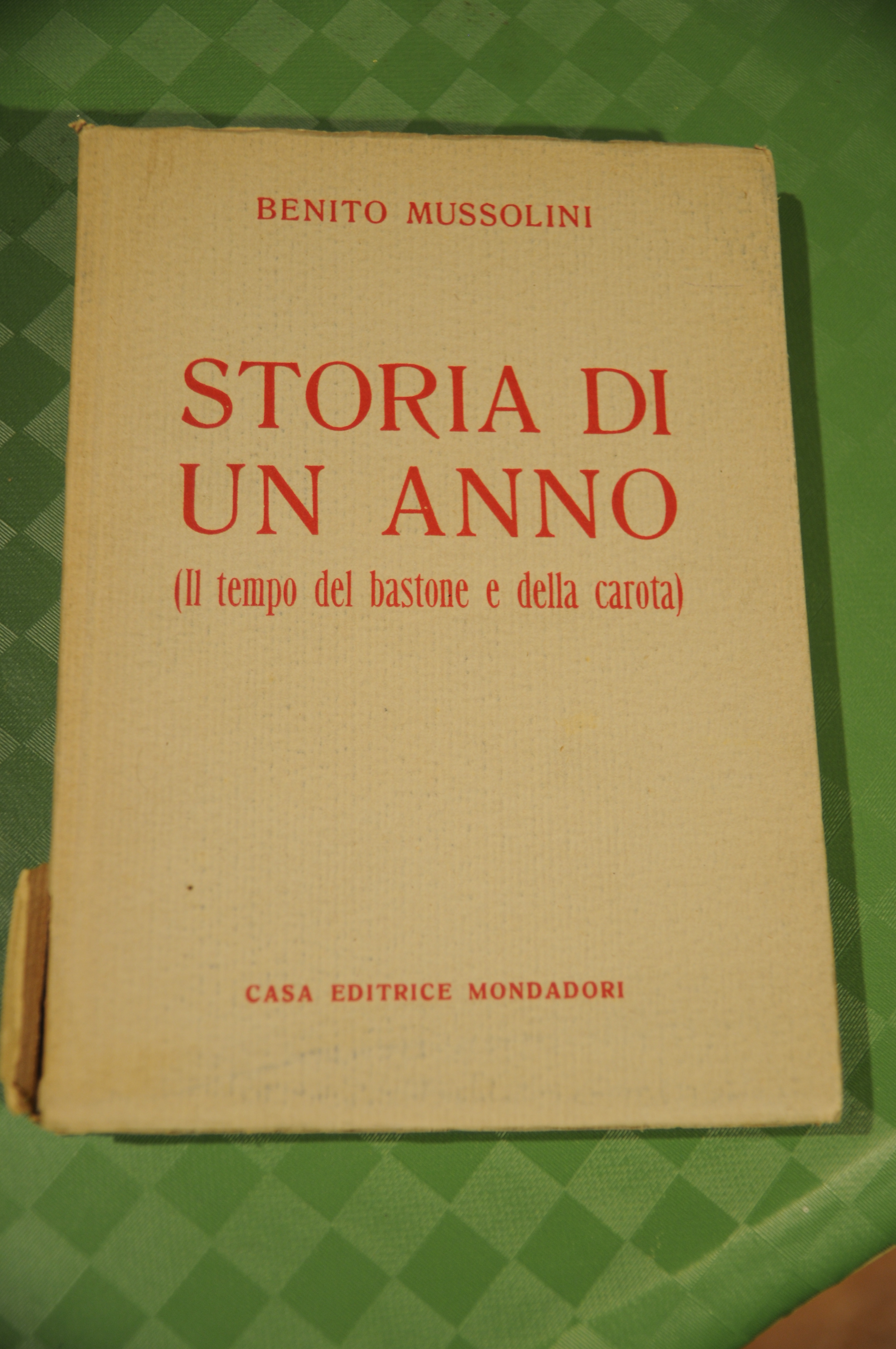 storia di un anno prima ed.