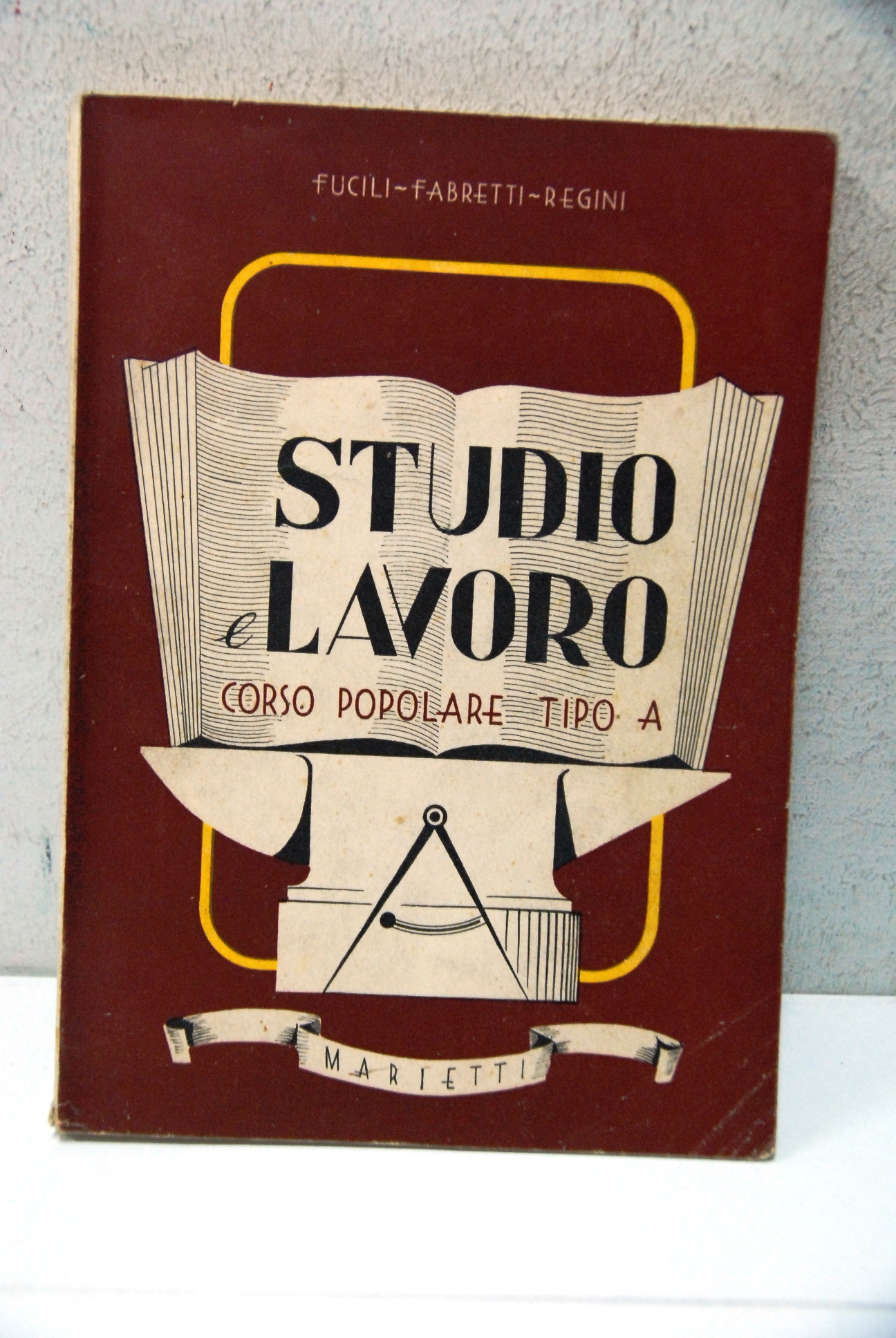 Studio e lavoro corso popolare tipo A ? Colombo mossello
