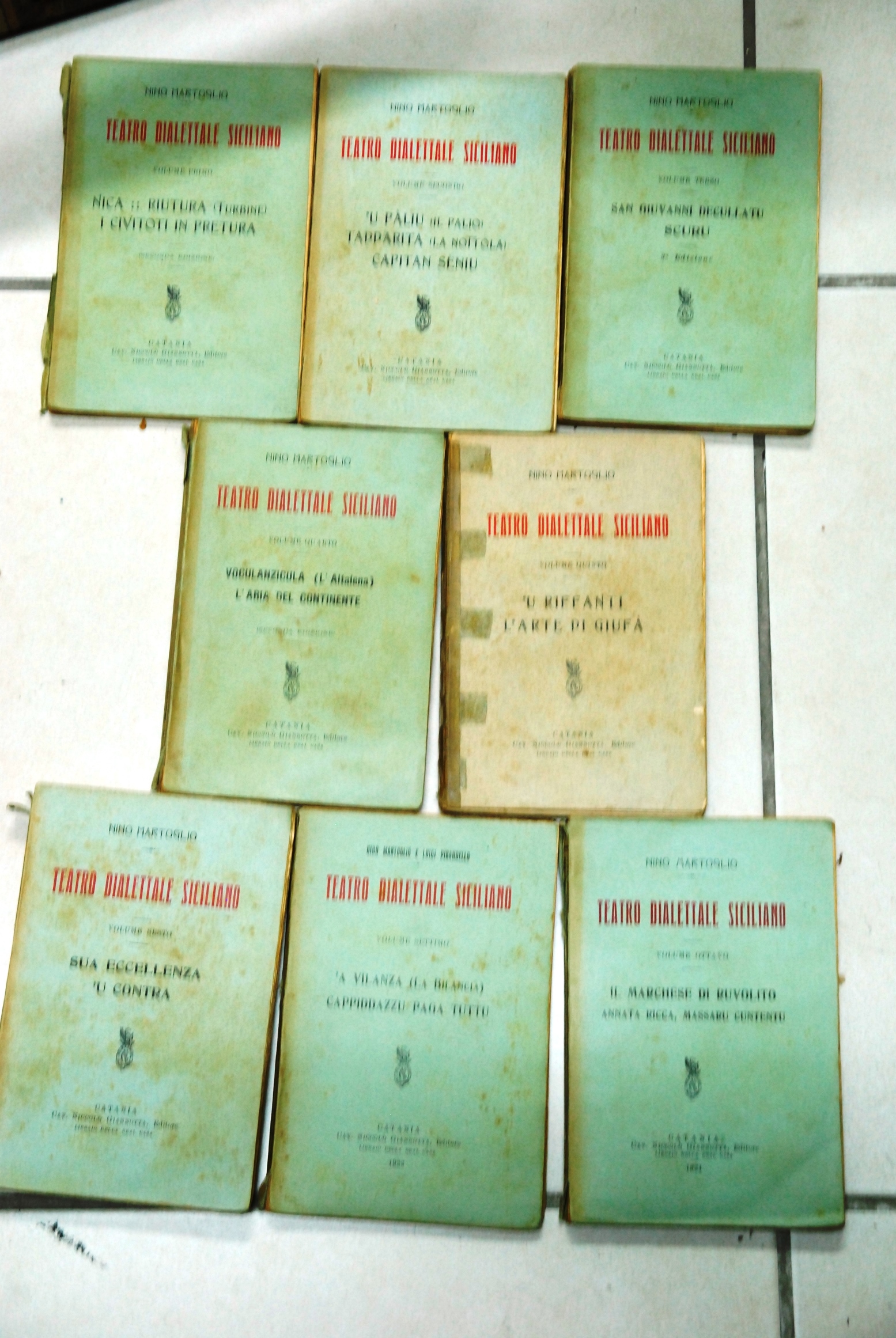 Teatro Dialettale siciliano in 8 volumi